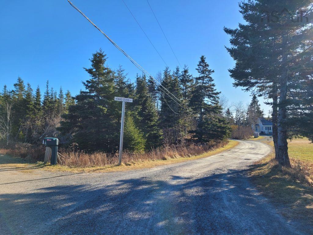 $239,000.00: 10 Howard Stevens Walk, Clam Harbour