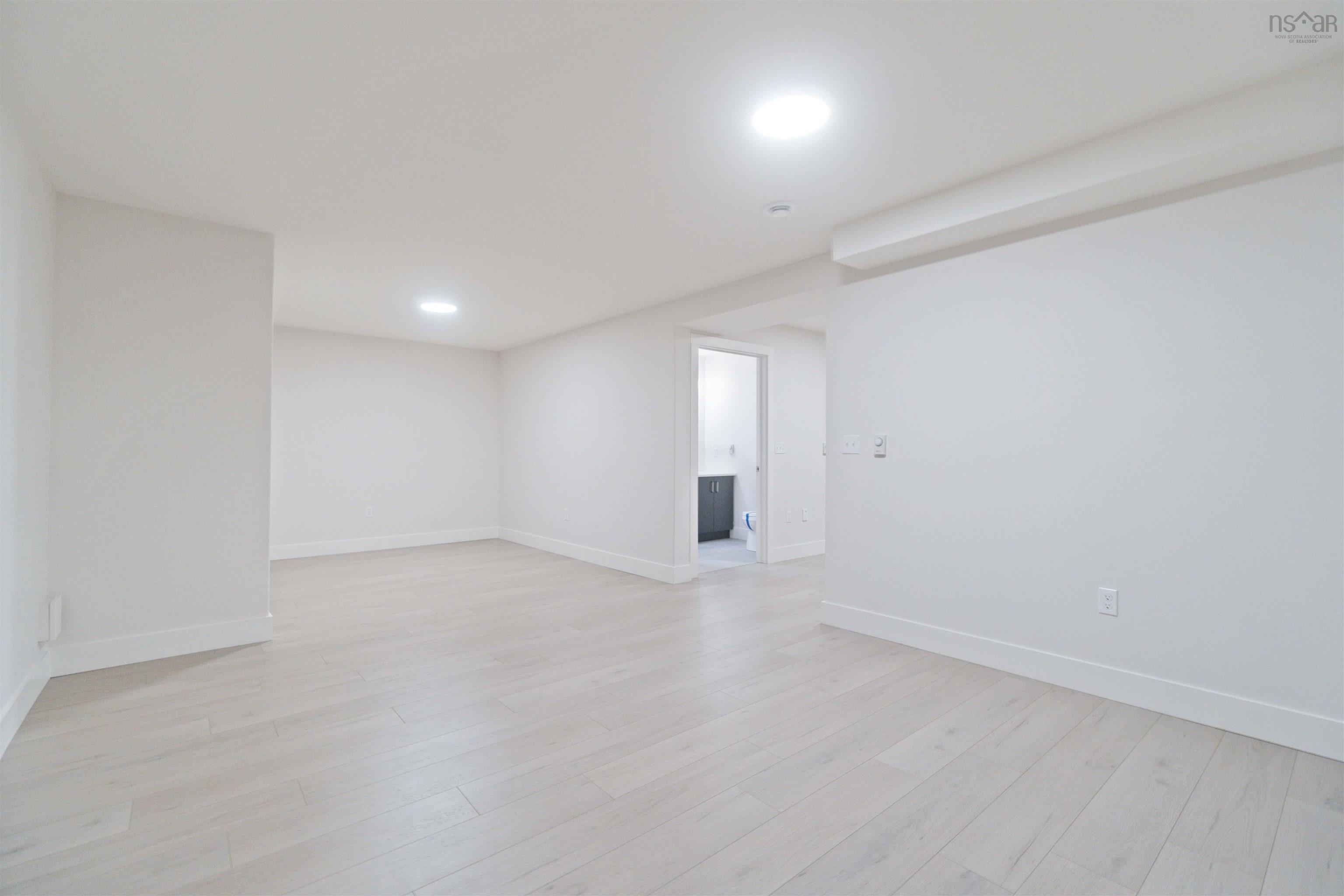 $724,900.00: 23 Brick Lane, Halifax