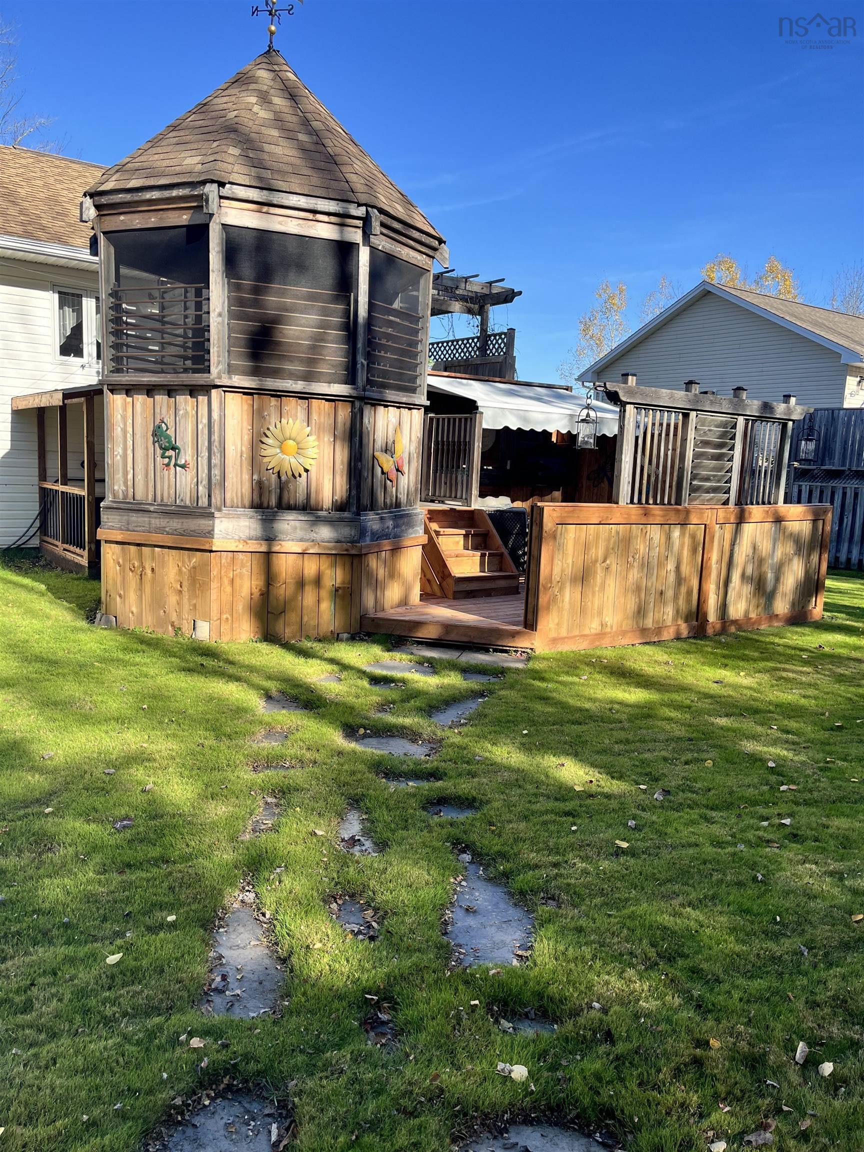 $499,900.00: 11 Ryan Avenue, Lantz