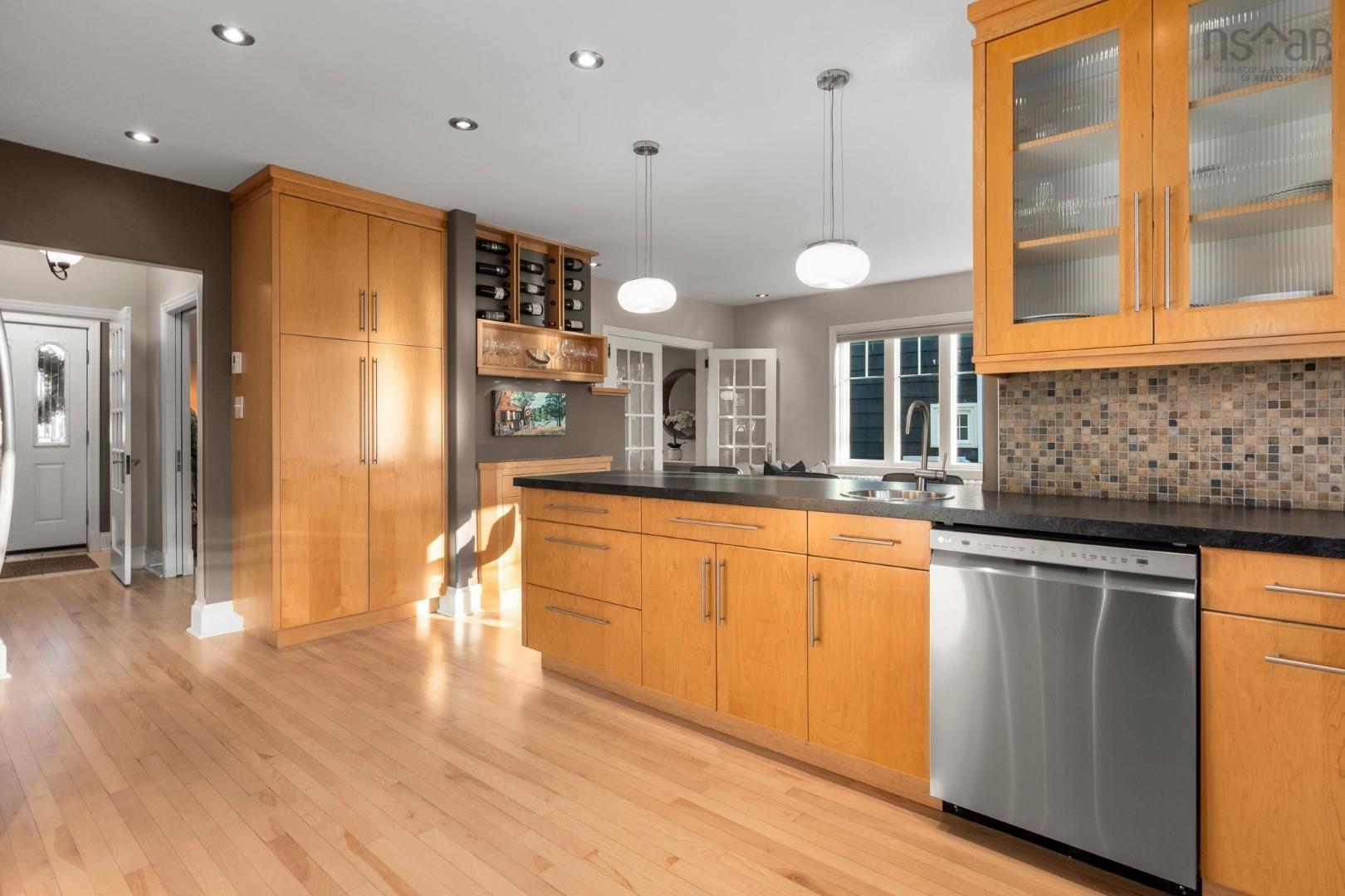$1,100,000.00: 6682 Second Street, Halifax