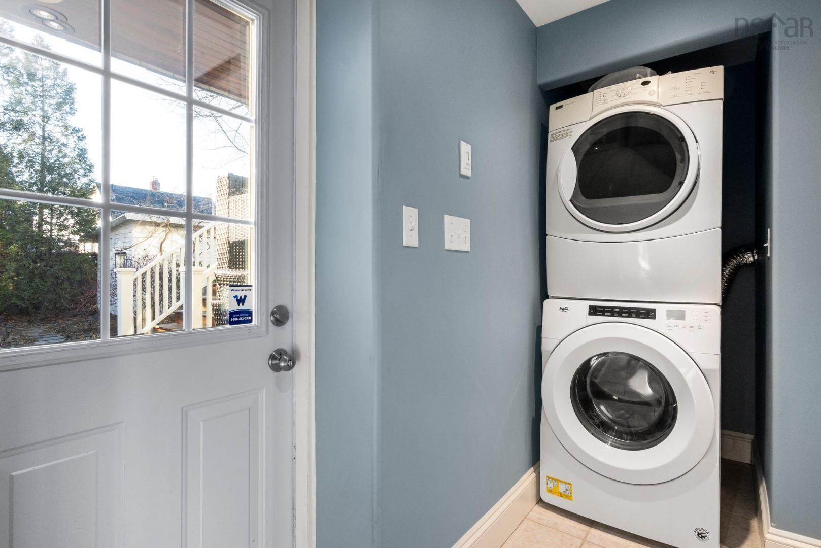 $1,100,000.00: 6682 Second Street, Halifax