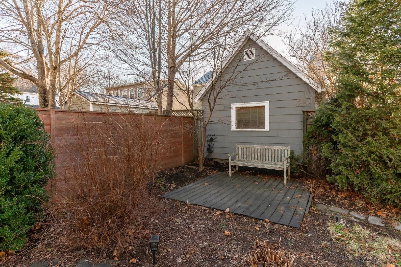 $1,100,000.00: 6682 Second Street, Halifax