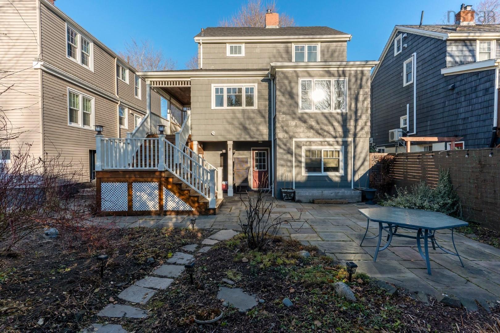 $1,100,000.00: 6682 Second Street, Halifax
