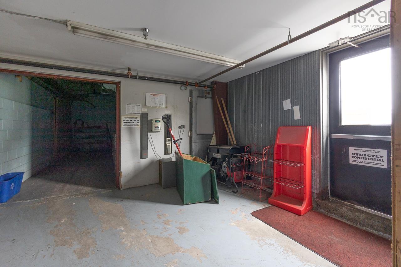 $350,000.00: 2 Second & Alma Street, Yarmouth