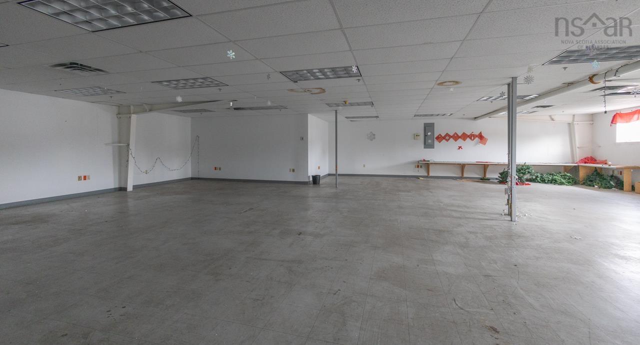 $350,000.00: 2 Second & Alma Street, Yarmouth