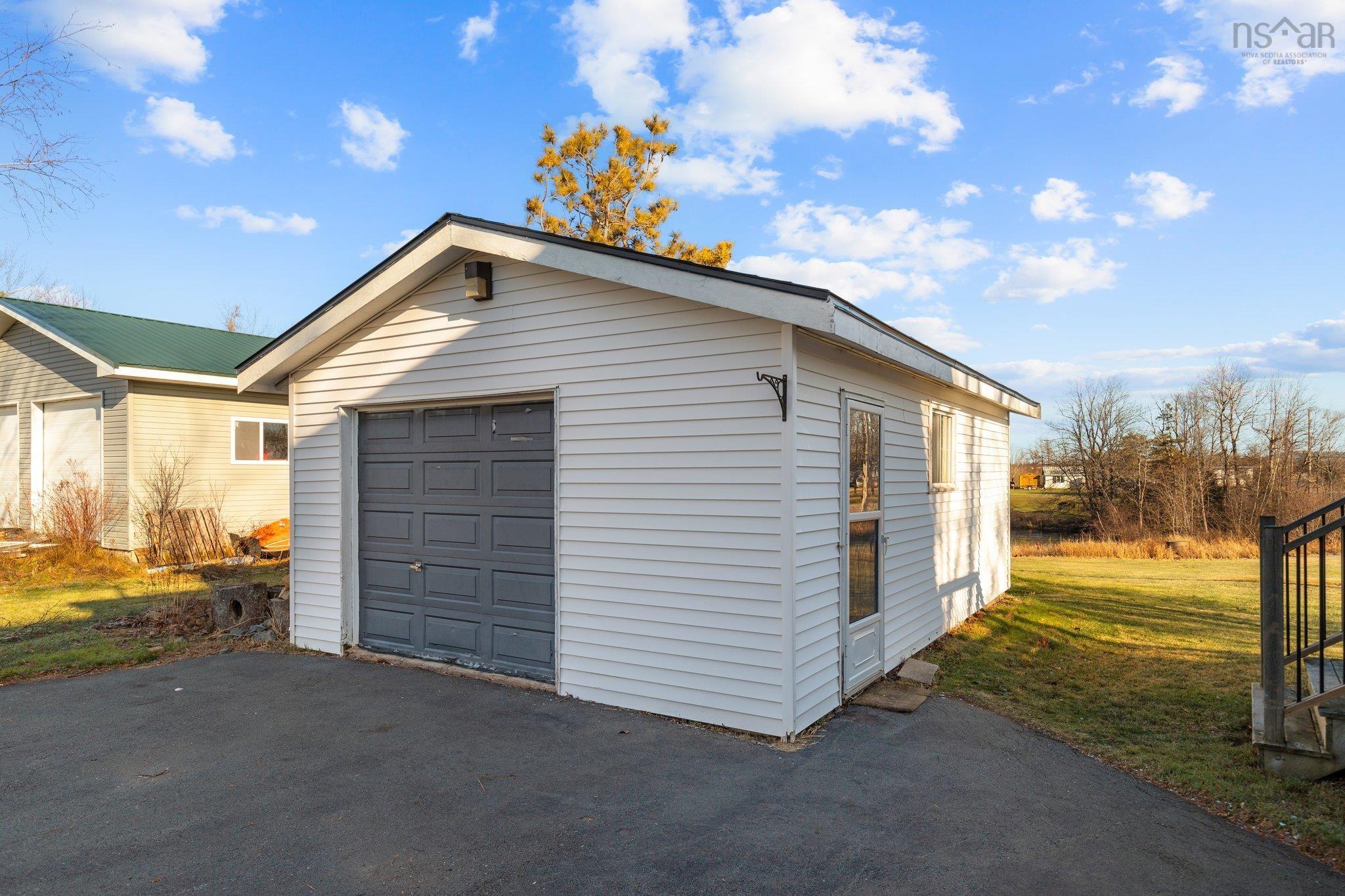 $415,000.00: 23 Jollimore Road, Dutch Settlement