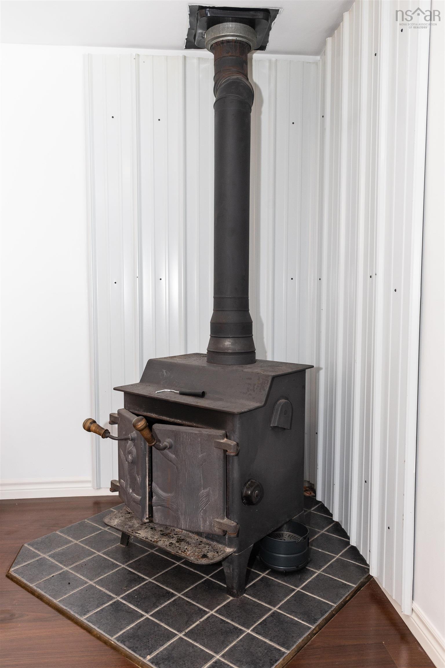 $420,000.00: 201 10430 Highway 201 Highway W, Meadowvale