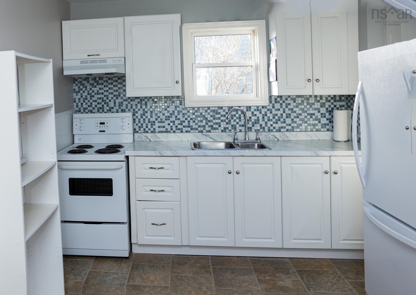 $99,999.00: 366 King Street, New Waterford