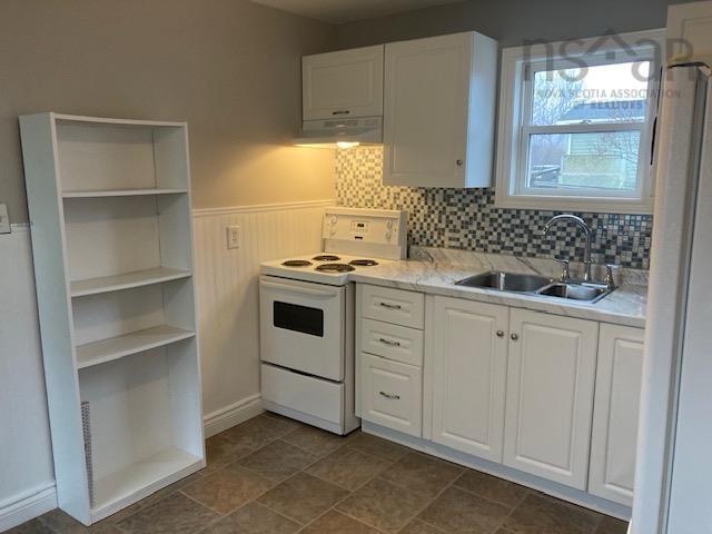$99,999.00: 366 King Street, New Waterford