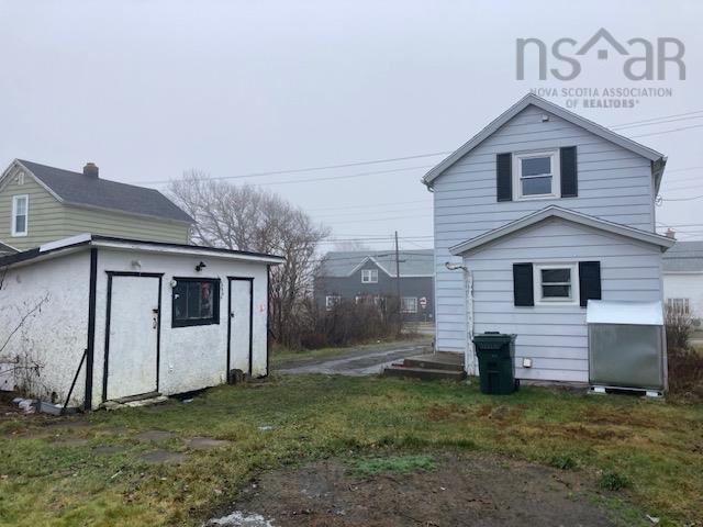 $99,999.00: 366 King Street, New Waterford