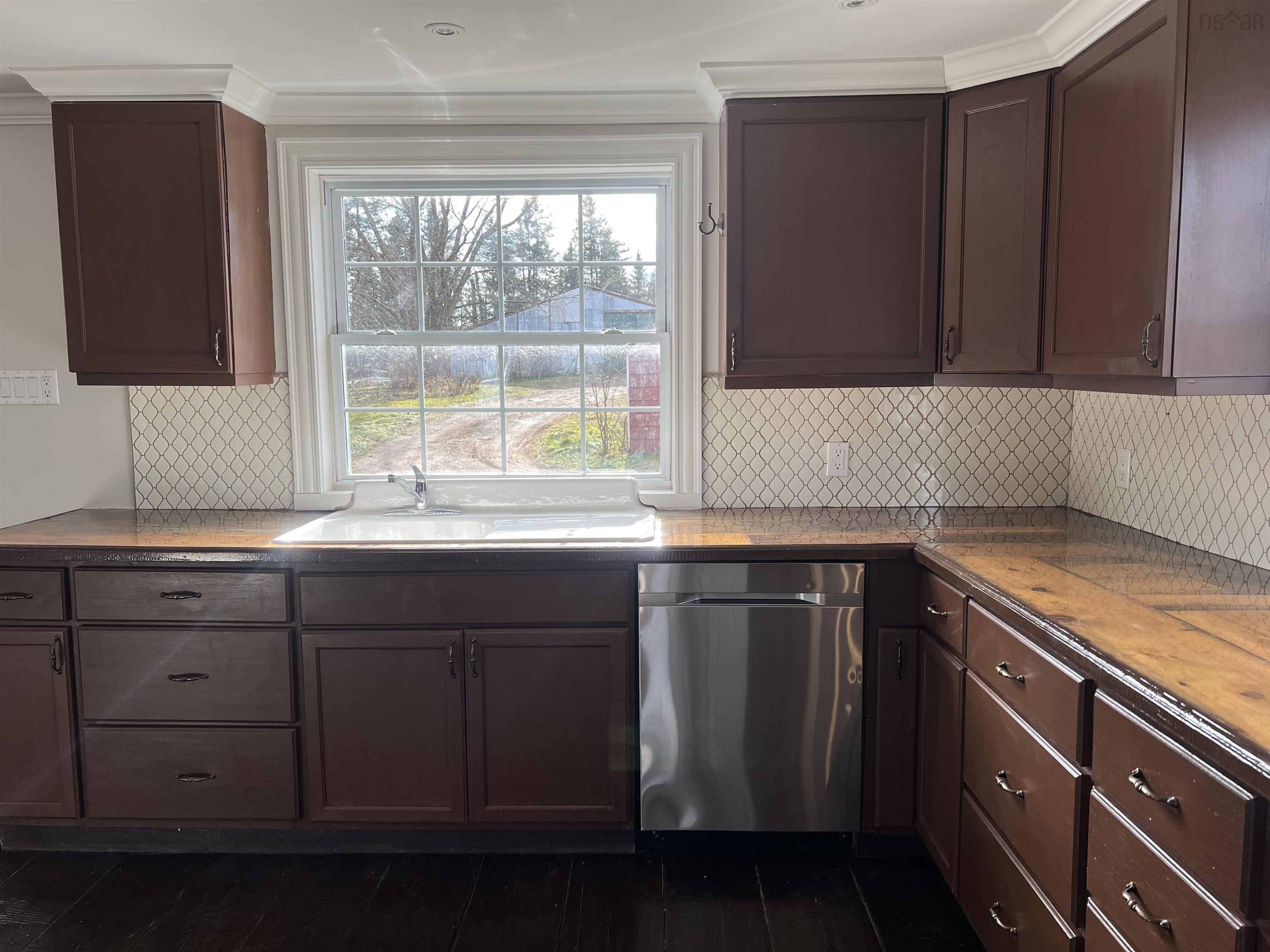 $324,900.00: 4751 Cloverdale Road, East Stewiacke