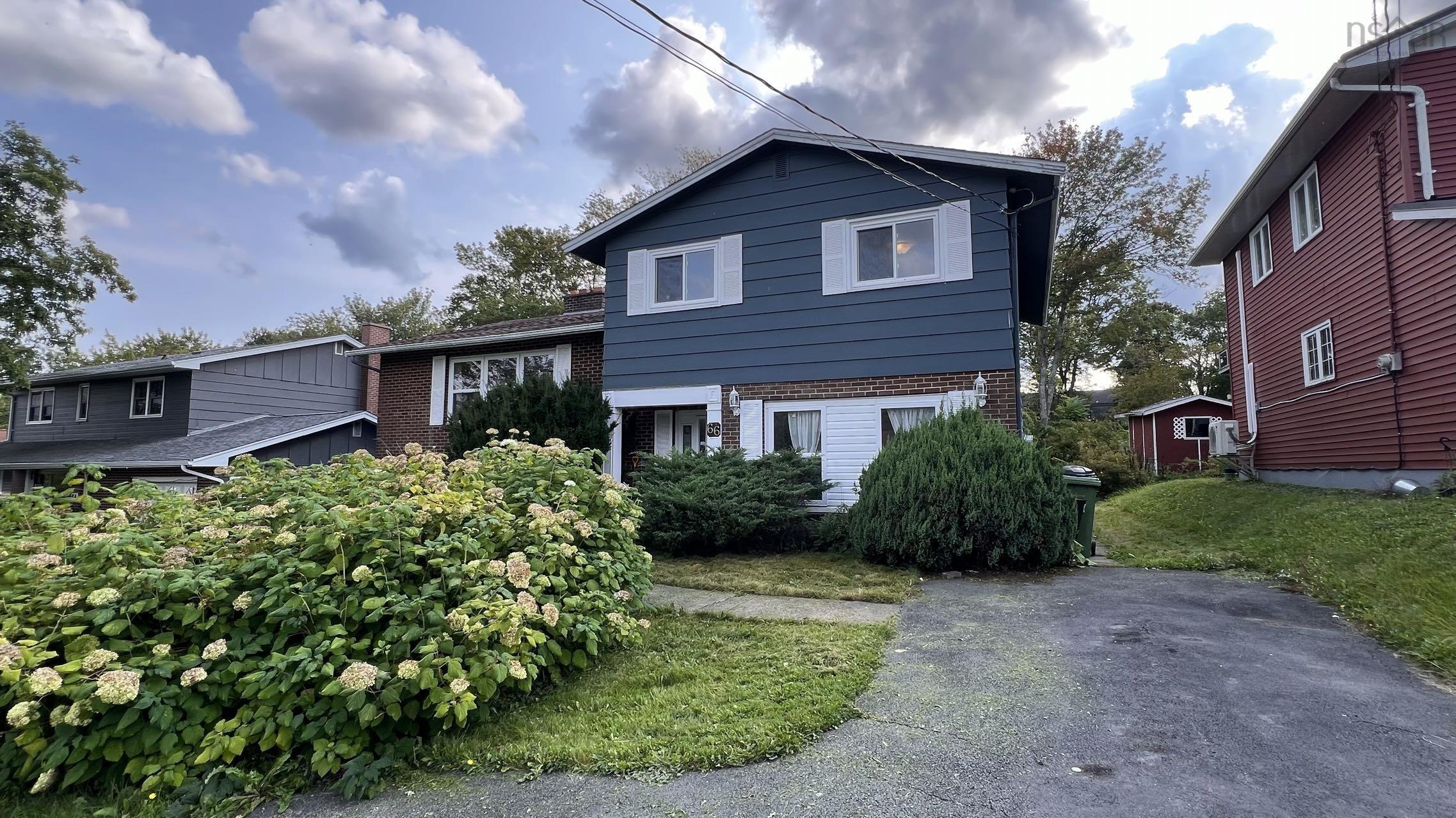 $624,900.00: 66 Sunrise Hill, Bedford
