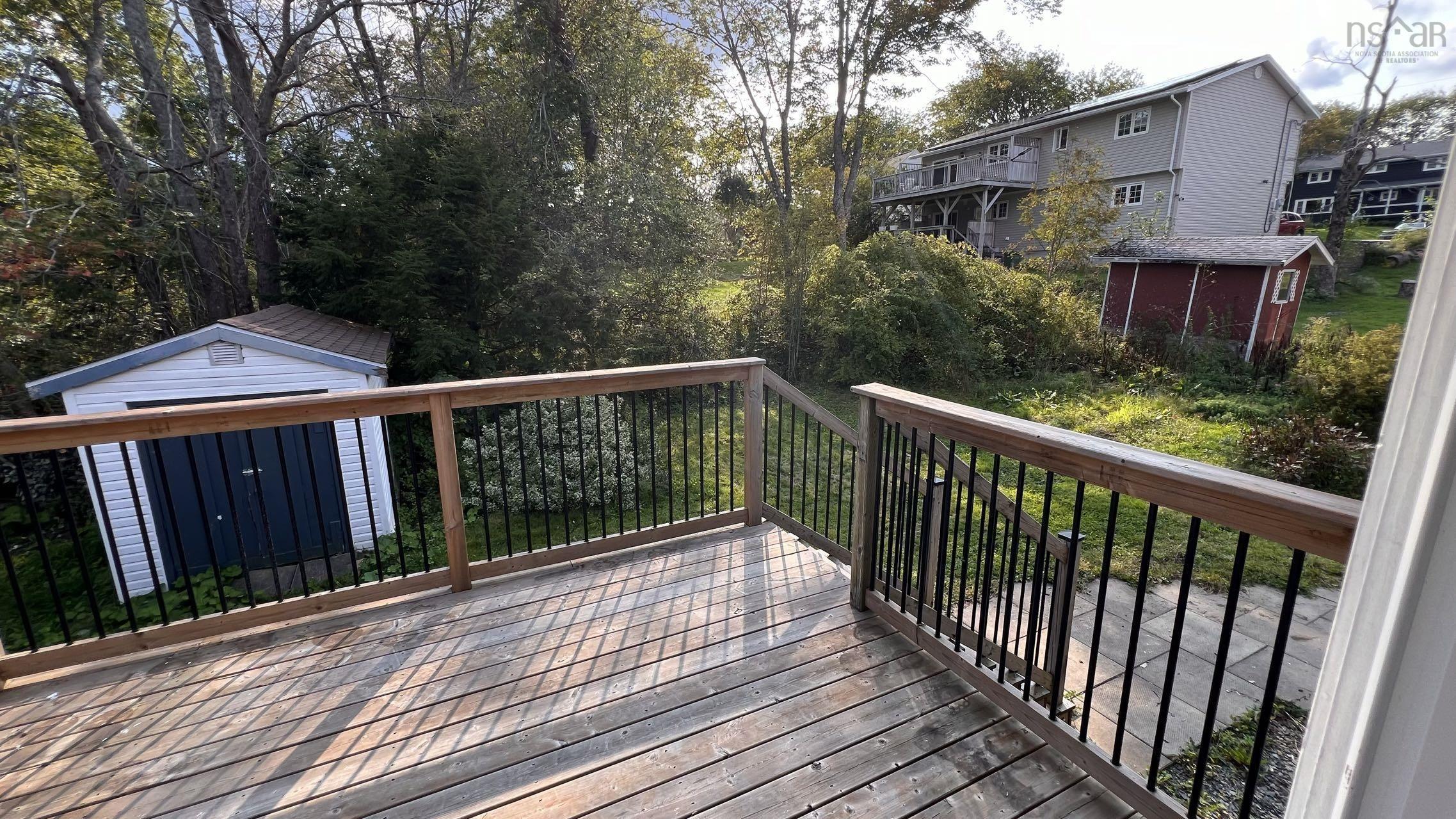 $624,900.00: 66 Sunrise Hill, Bedford