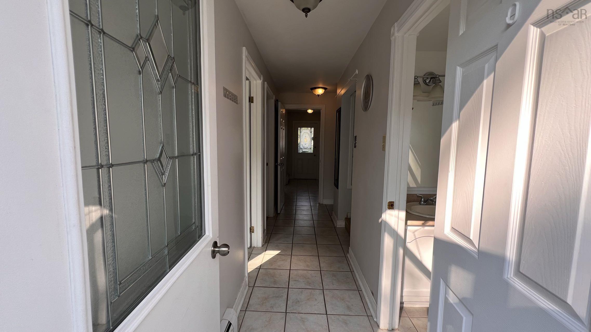 $624,900.00: 66 Sunrise Hill, Bedford
