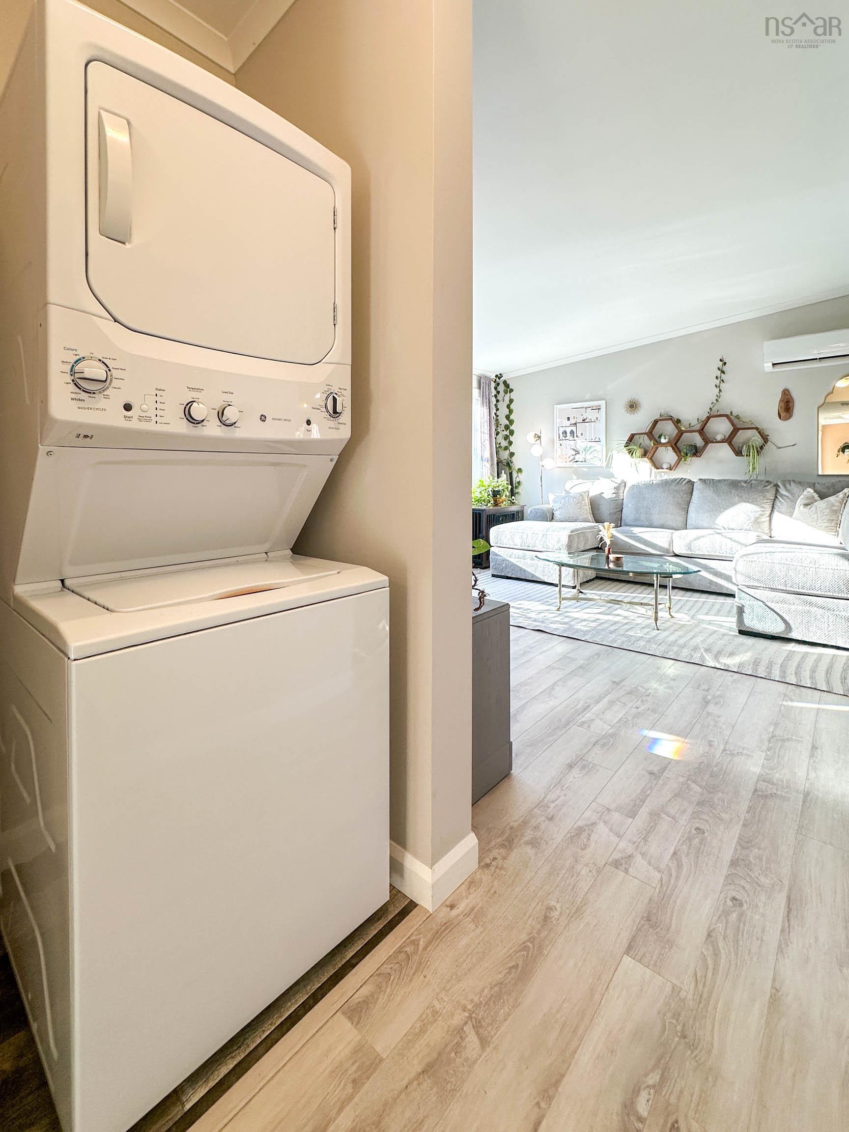 $559,900.00: 20 CREEKSIDE Way, Mill Cove