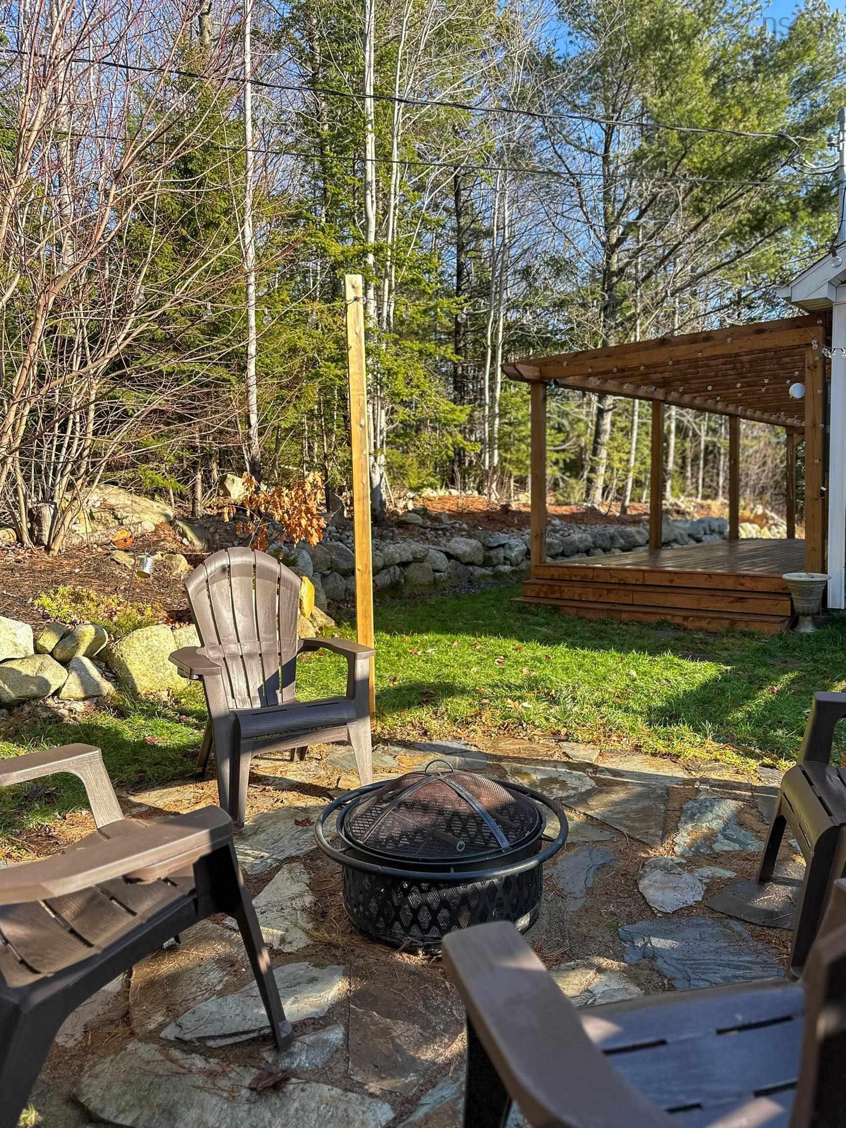 $559,900.00: 20 CREEKSIDE Way, Mill Cove