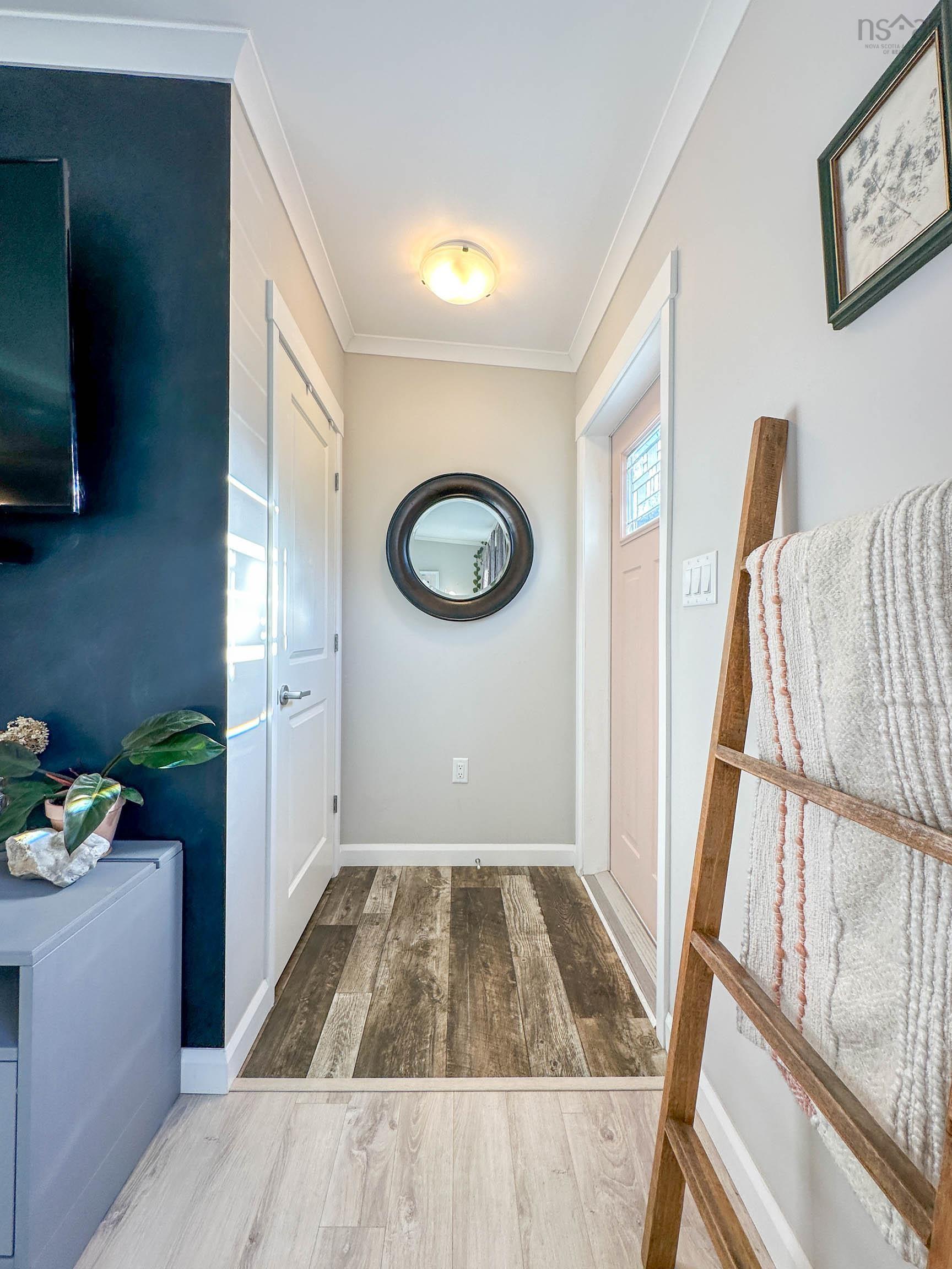 $559,900.00: 20 CREEKSIDE Way, Mill Cove