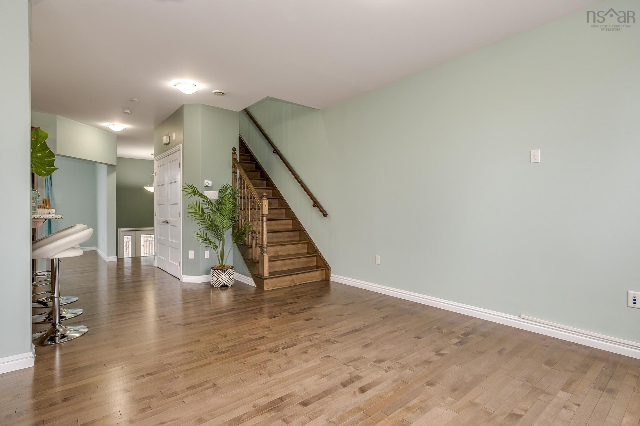 $689,900.00: 34 Armenia Drive, Bedford