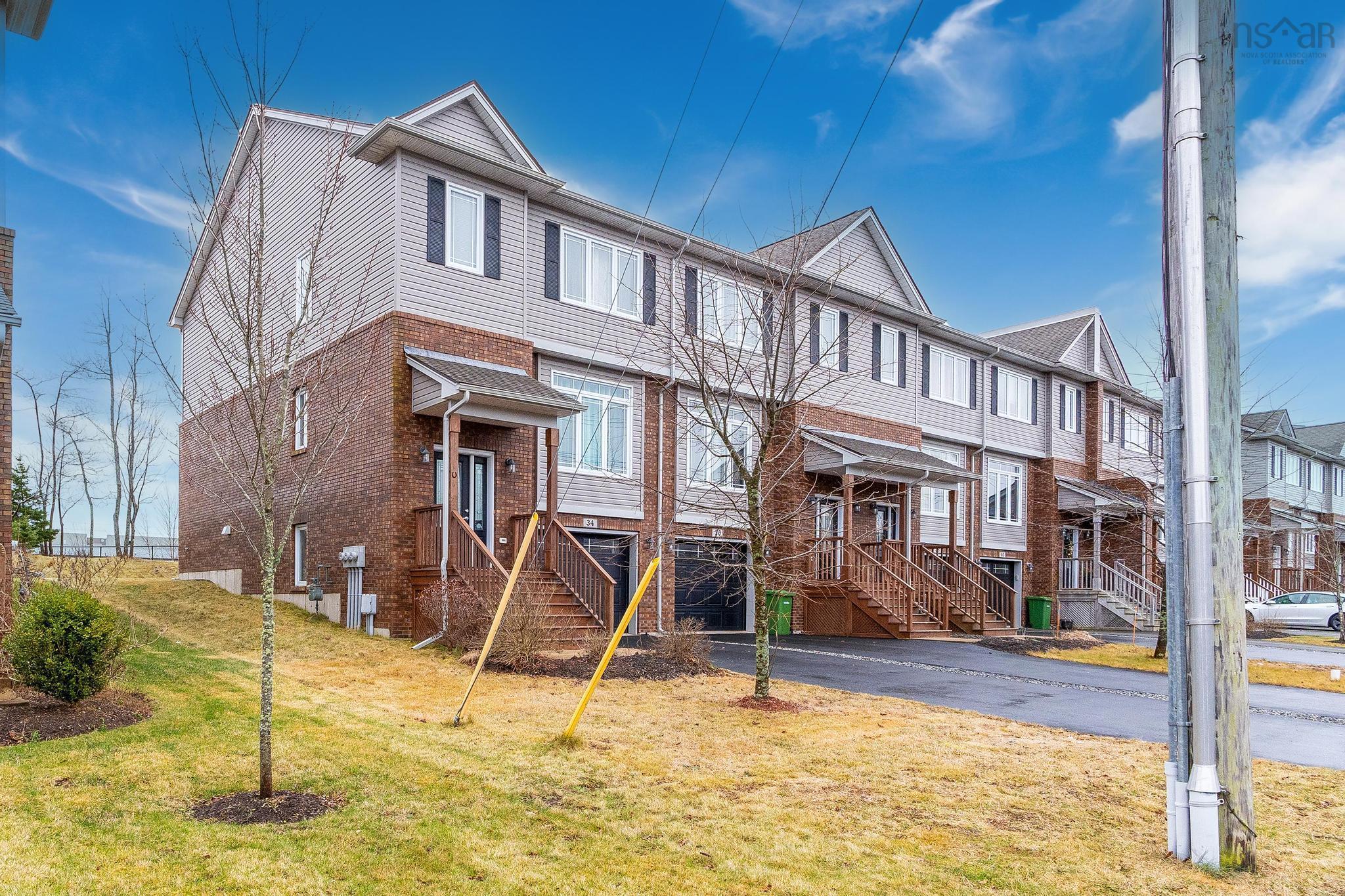 $689,900.00: 34 Armenia Drive, Bedford