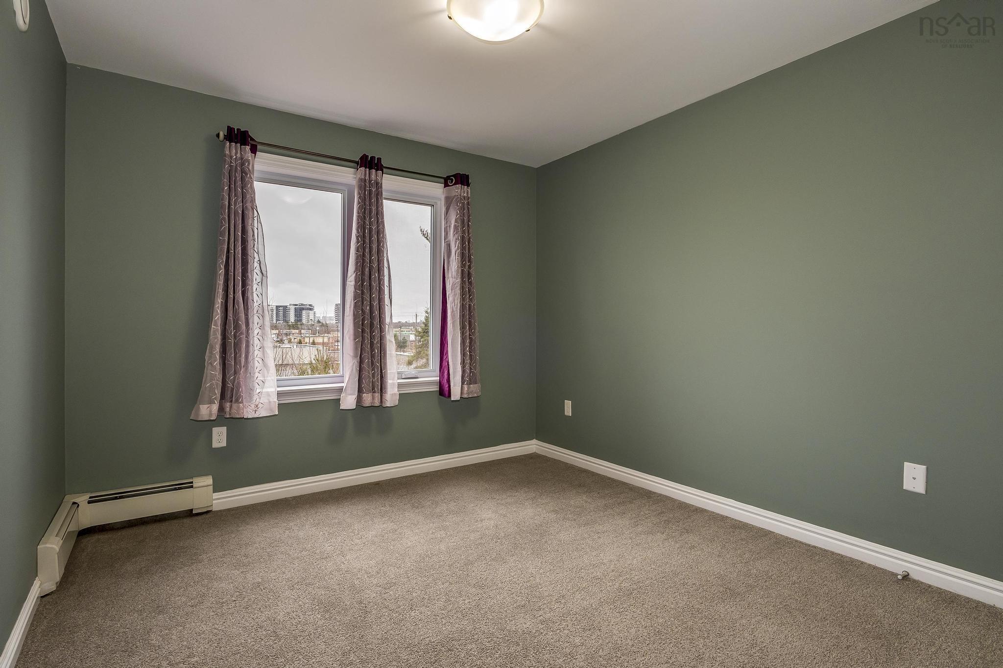 $689,900.00: 34 Armenia Drive, Bedford
