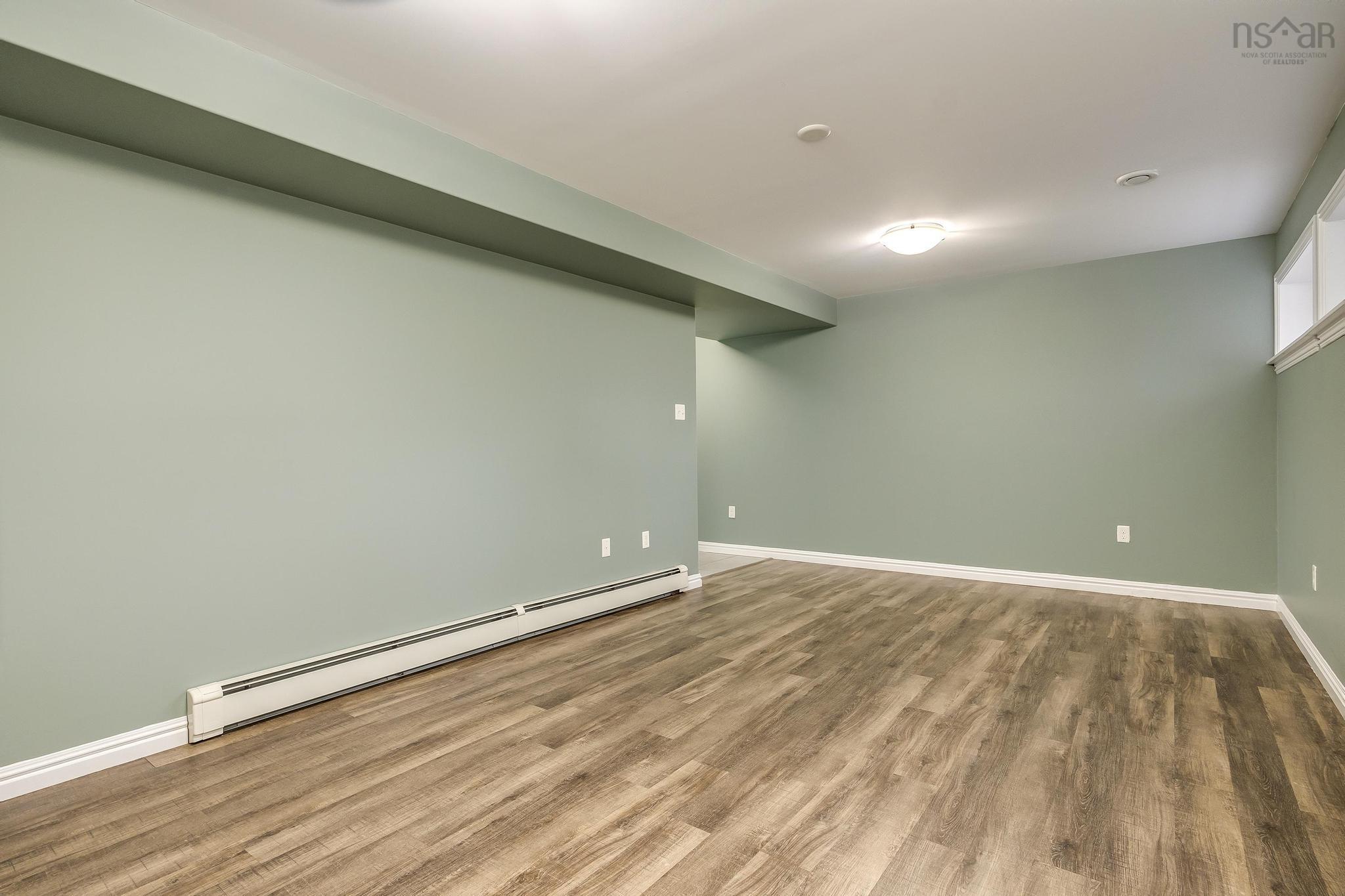 $689,900.00: 34 Armenia Drive, Bedford