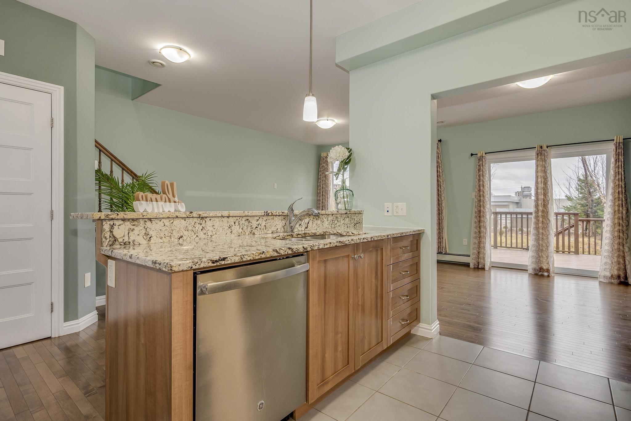 $689,900.00: 34 Armenia Drive, Bedford