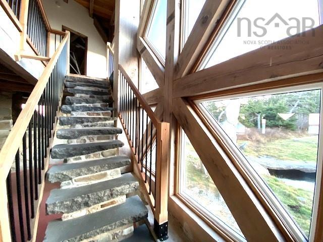 $999,800.00: 139 Little Port L