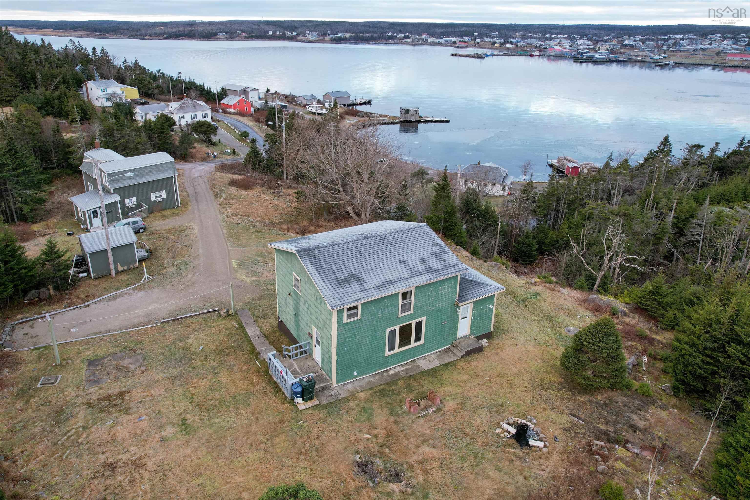 $79,999.00: 255 Havenside Road, Louisbourg