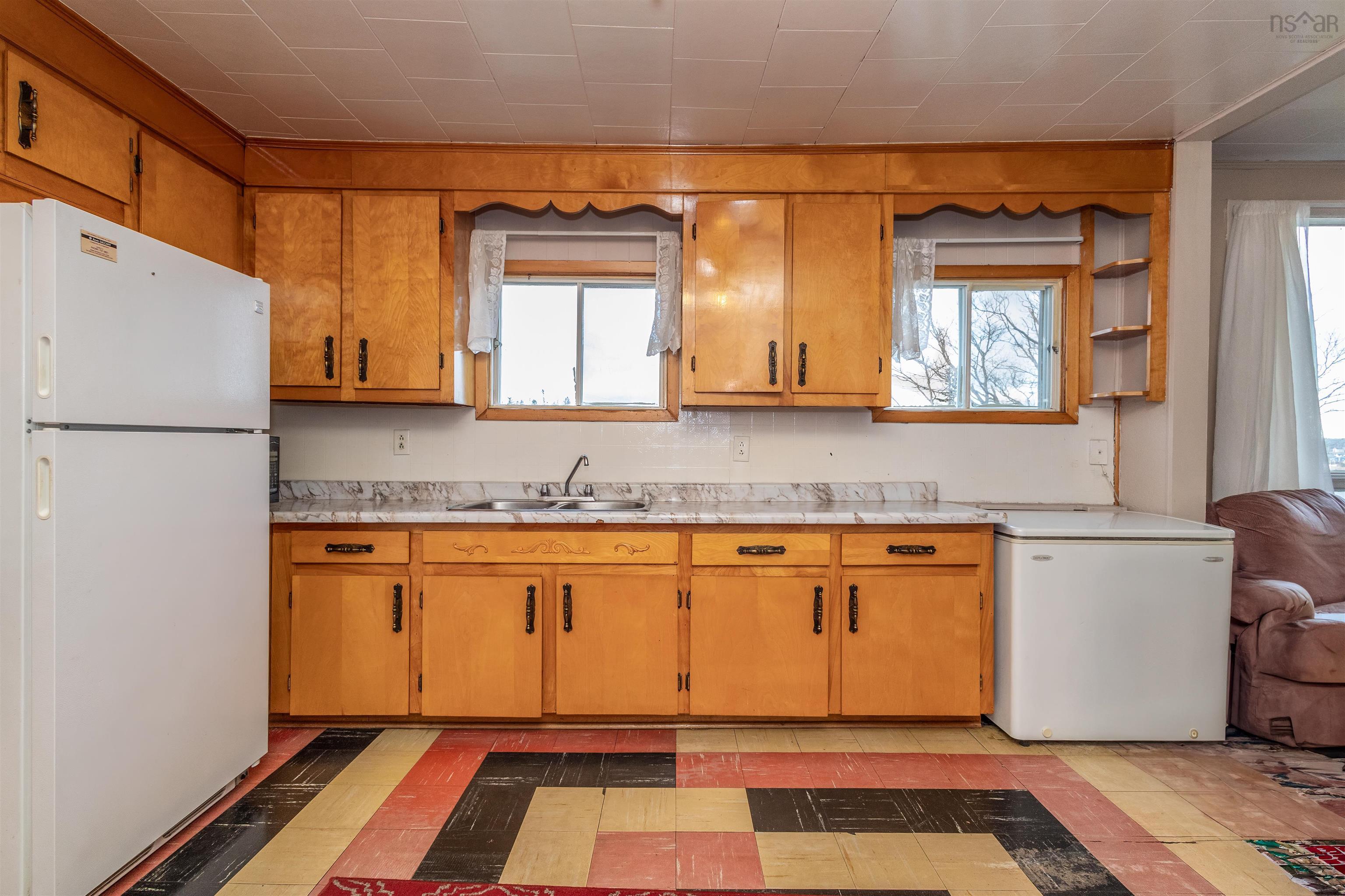 $79,999.00: 255 Havenside Road, Louisbourg