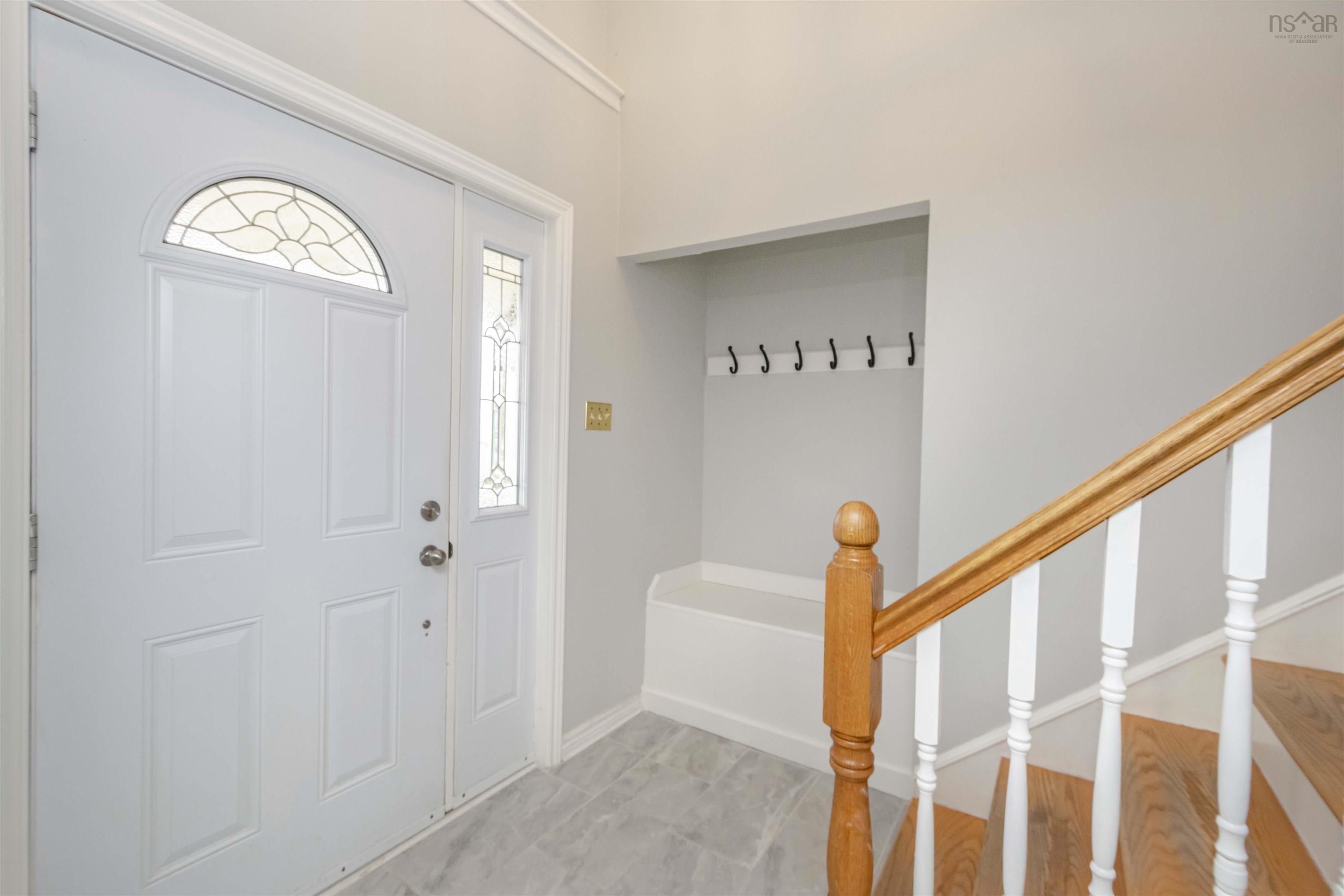 $640,000.00: 671 Basinview Drive, Bedford
