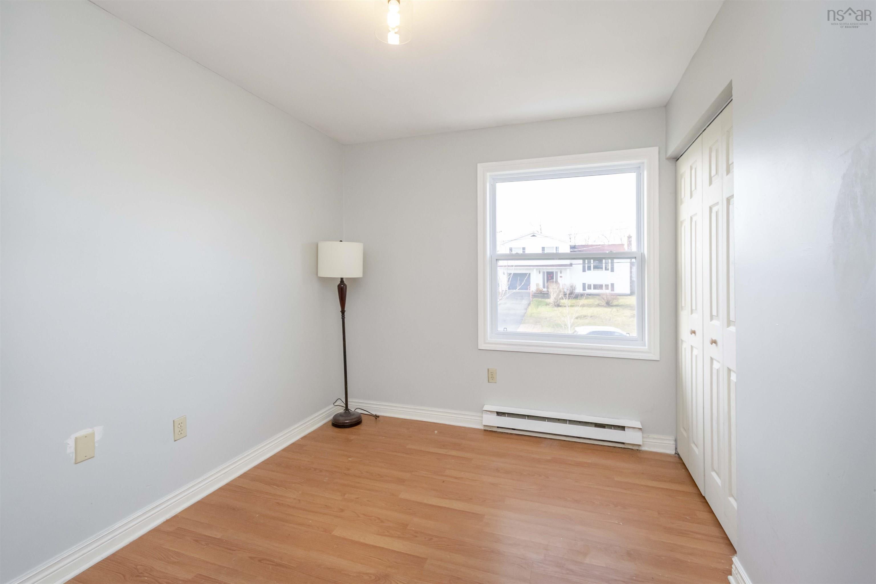 $640,000.00: 671 Basinview Drive, Bedford