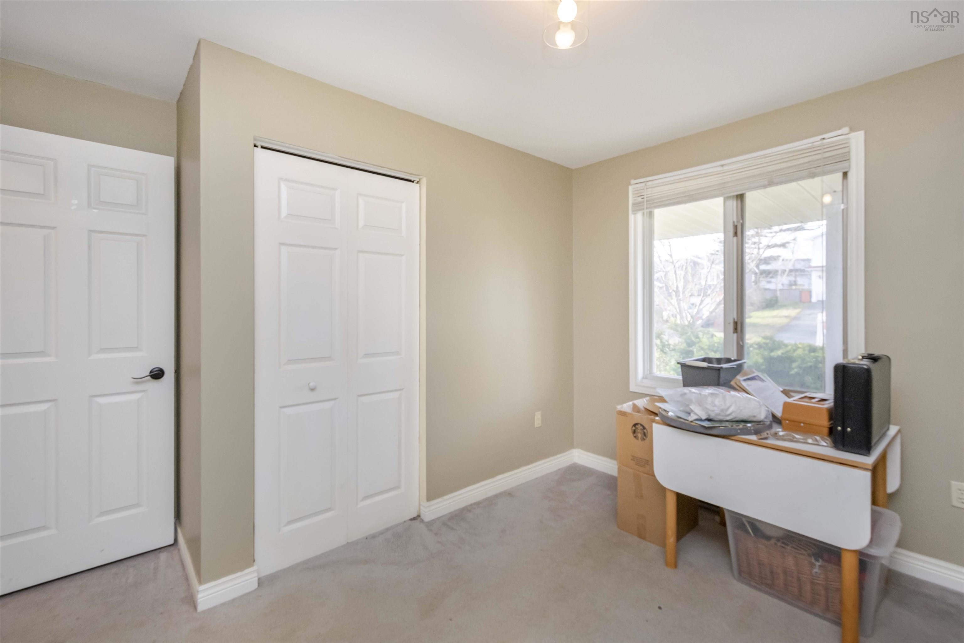 $640,000.00: 671 Basinview Drive, Bedford