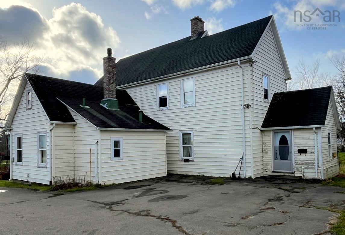 $350,000.00: 11559 Highway 19, Mabou