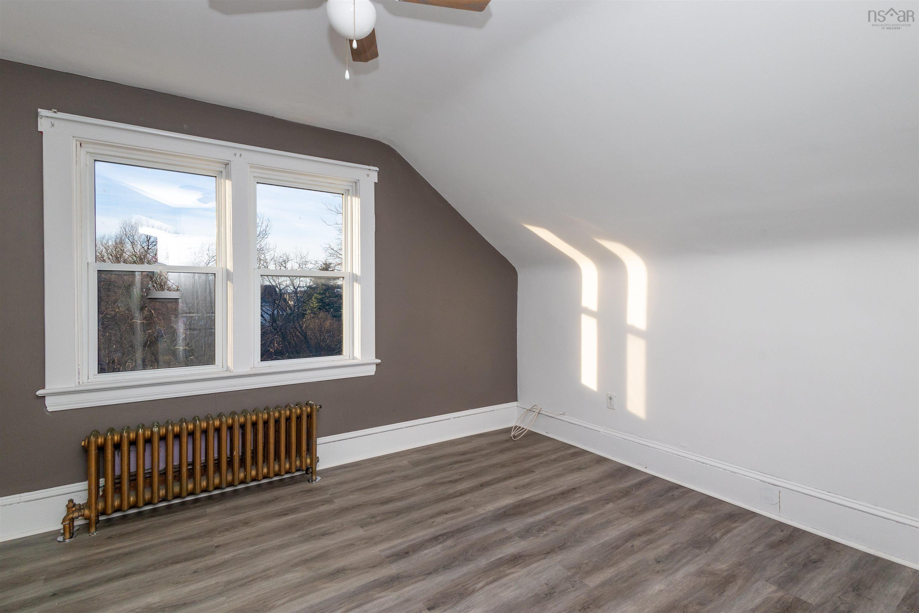 $204,000.00: 405 Hudson Street, New Waterford