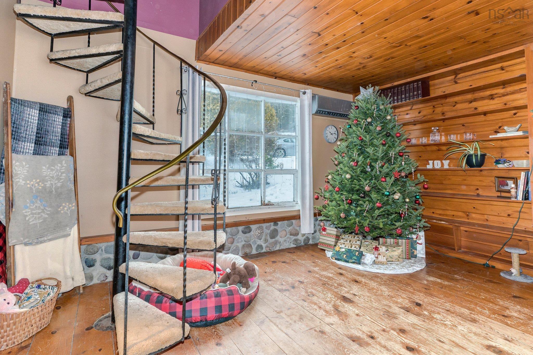$5,850,000.00: 894 Morden Road, Weltons Corner
