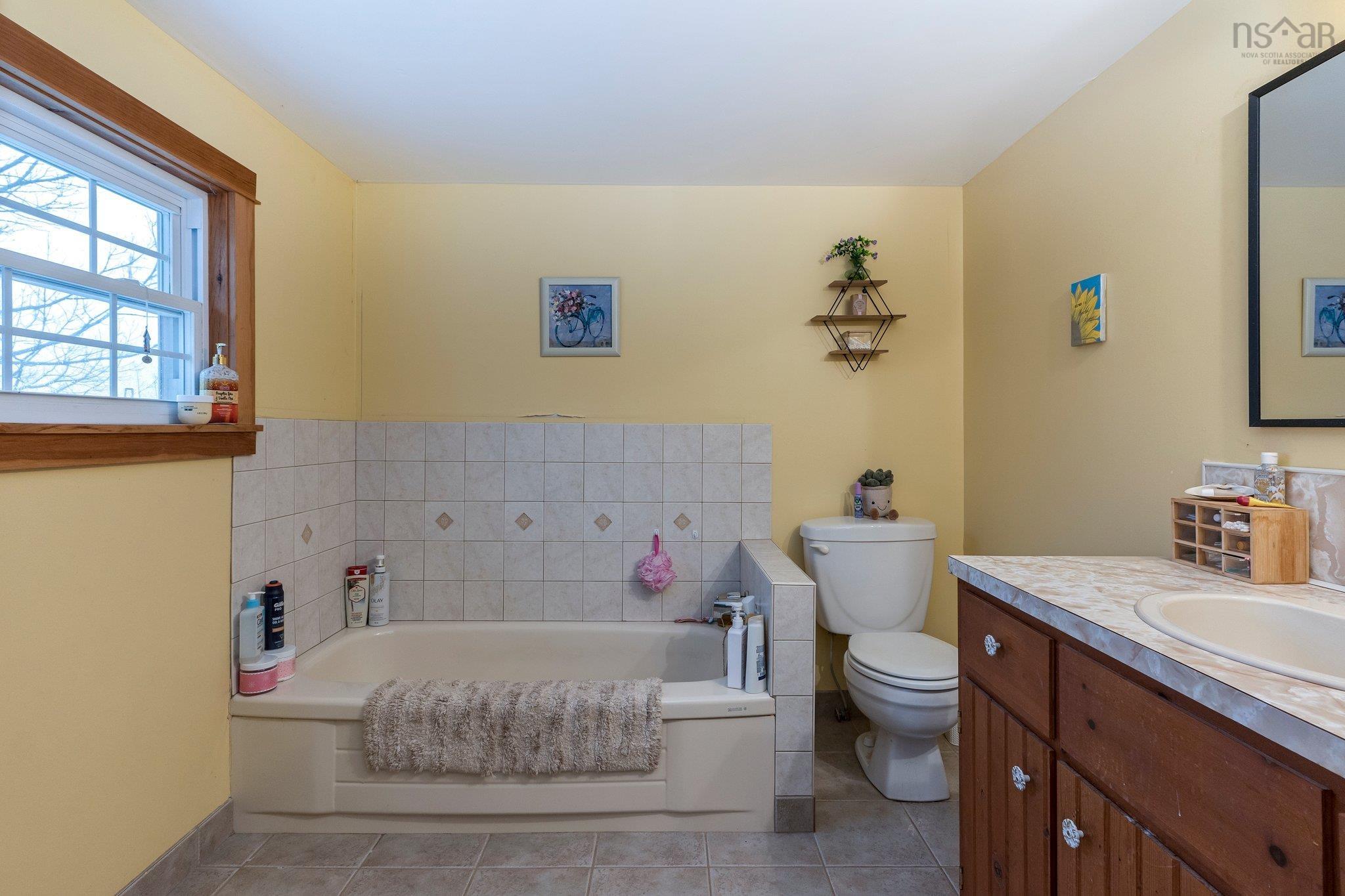 $5,850,000.00: 894 Morden Road, Weltons Corner