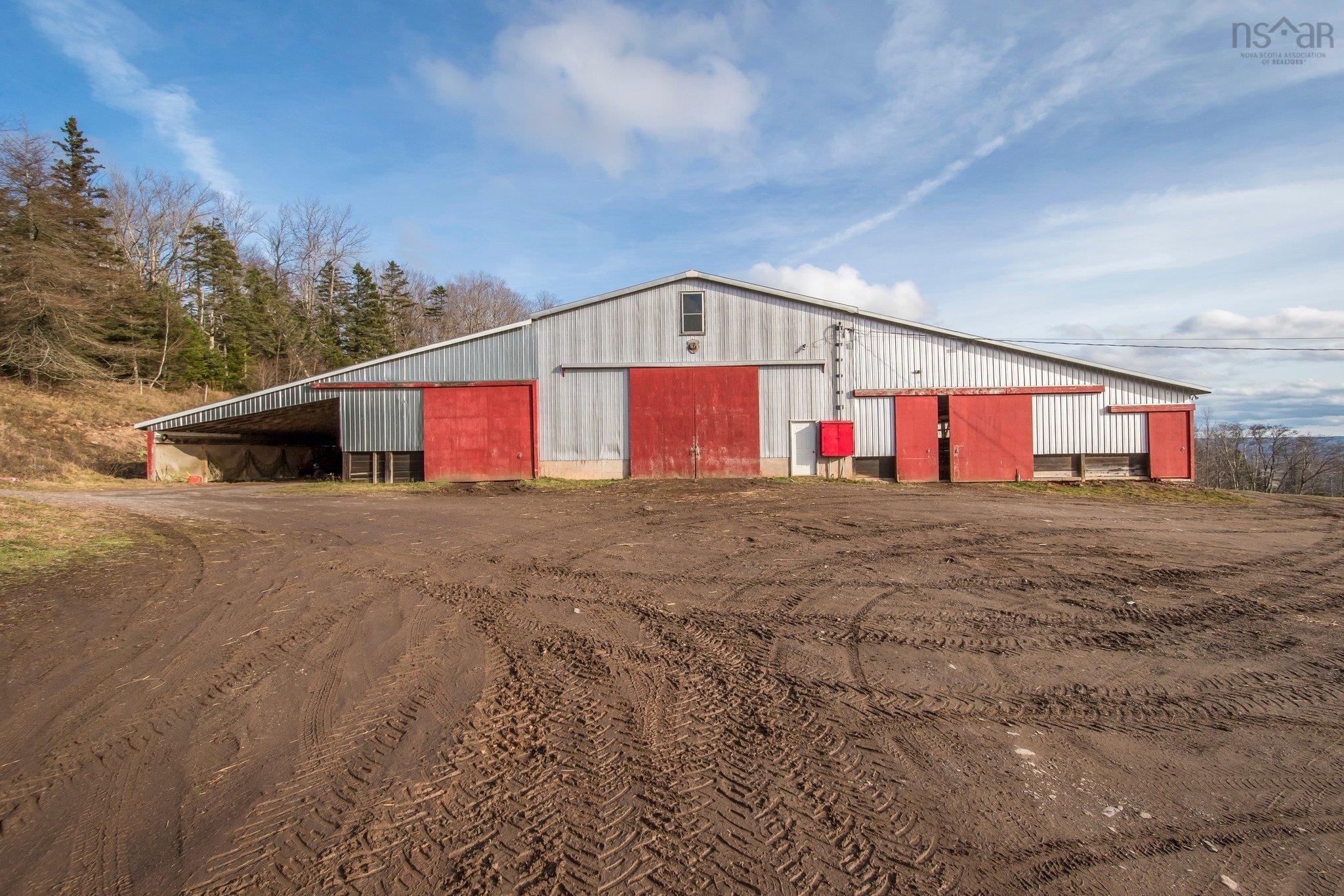 $5,850,000.00: 894 Morden Road, Weltons Corner