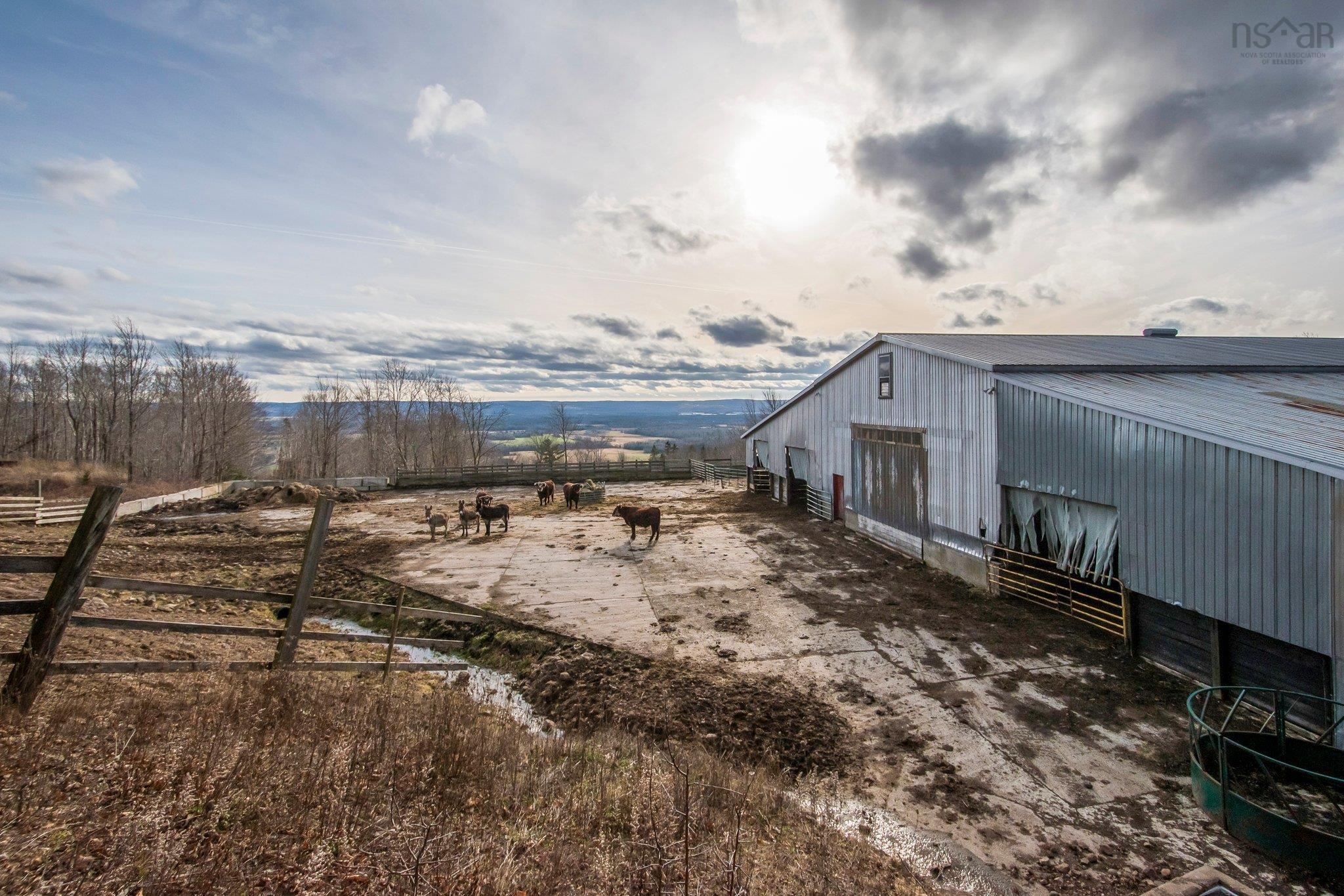 $5,850,000.00: 894 Morden Road, Weltons Corner