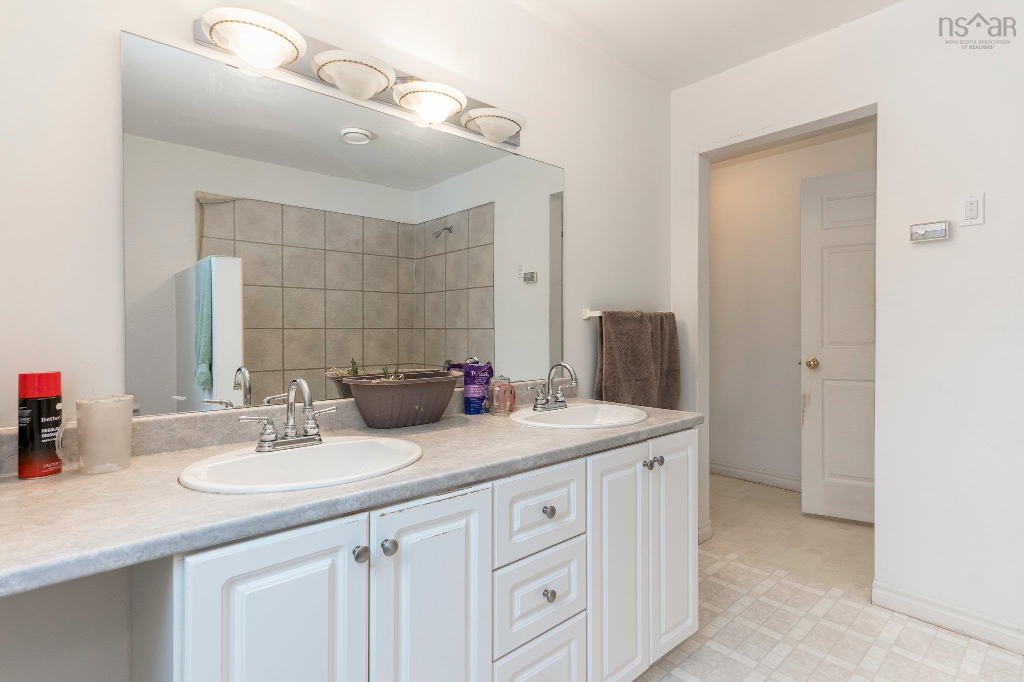 $5,850,000.00: 894 Morden Road, Weltons Corner