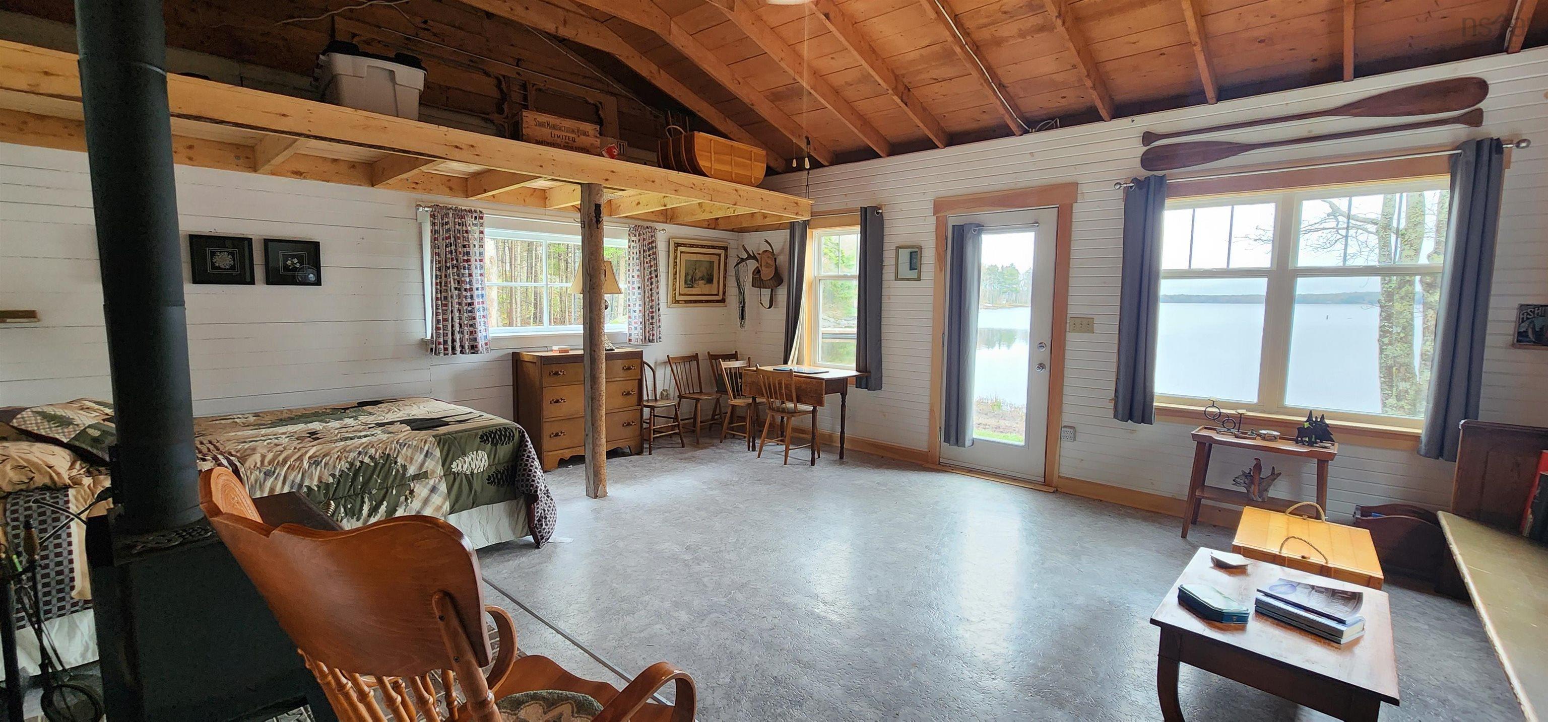 $169,900.00: 55 Lake Shore Drive, North Range