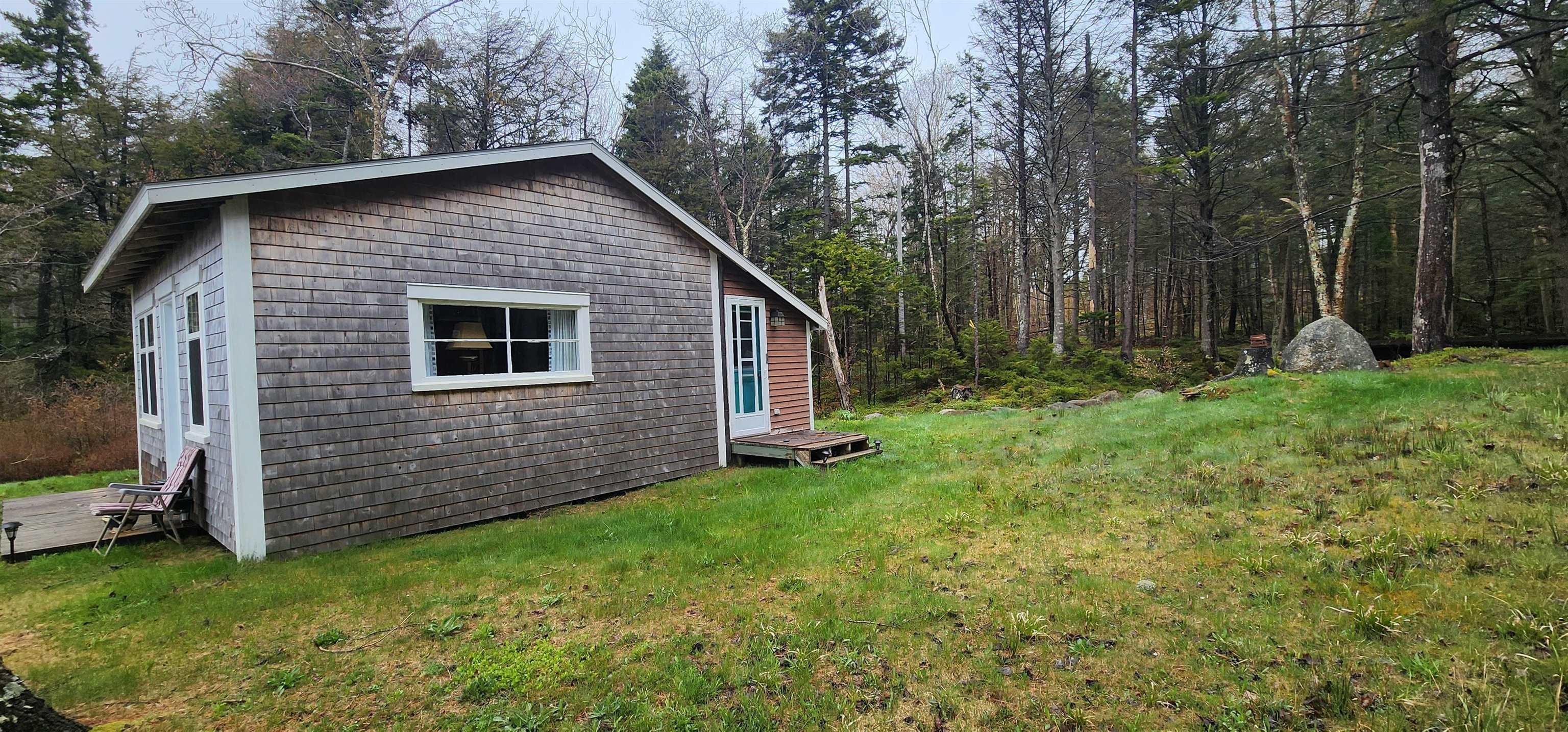 $169,900.00: 55 Lake Shore Drive, North Range