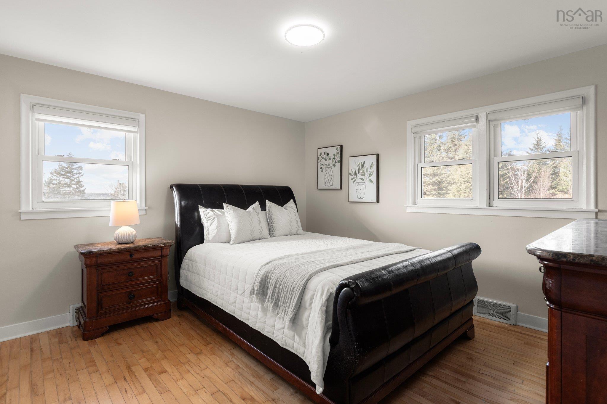 $562,500.00: 2 Westview Drive, Lawrencetown