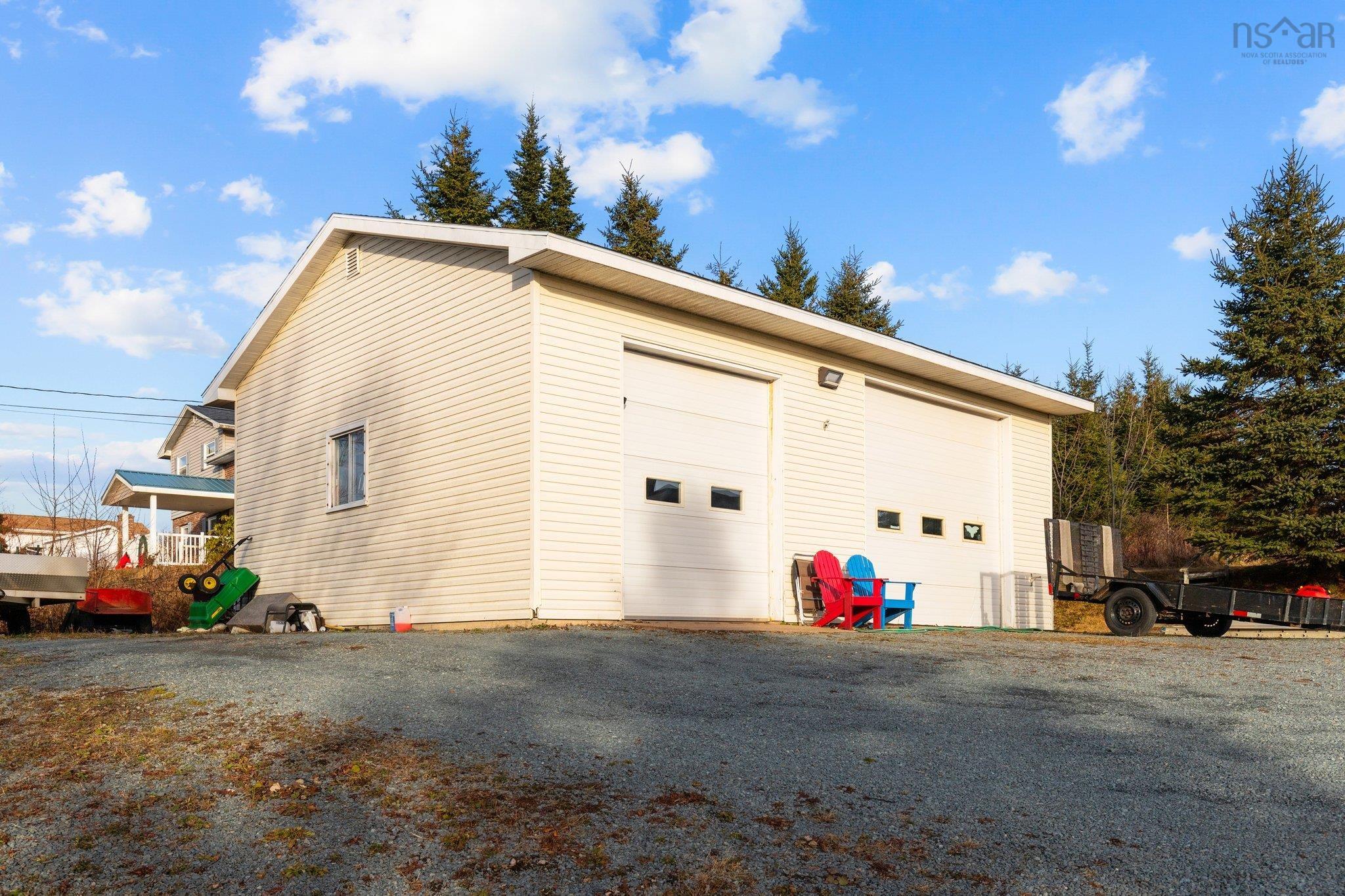 $562,500.00: 2 Westview Drive, Lawrencetown