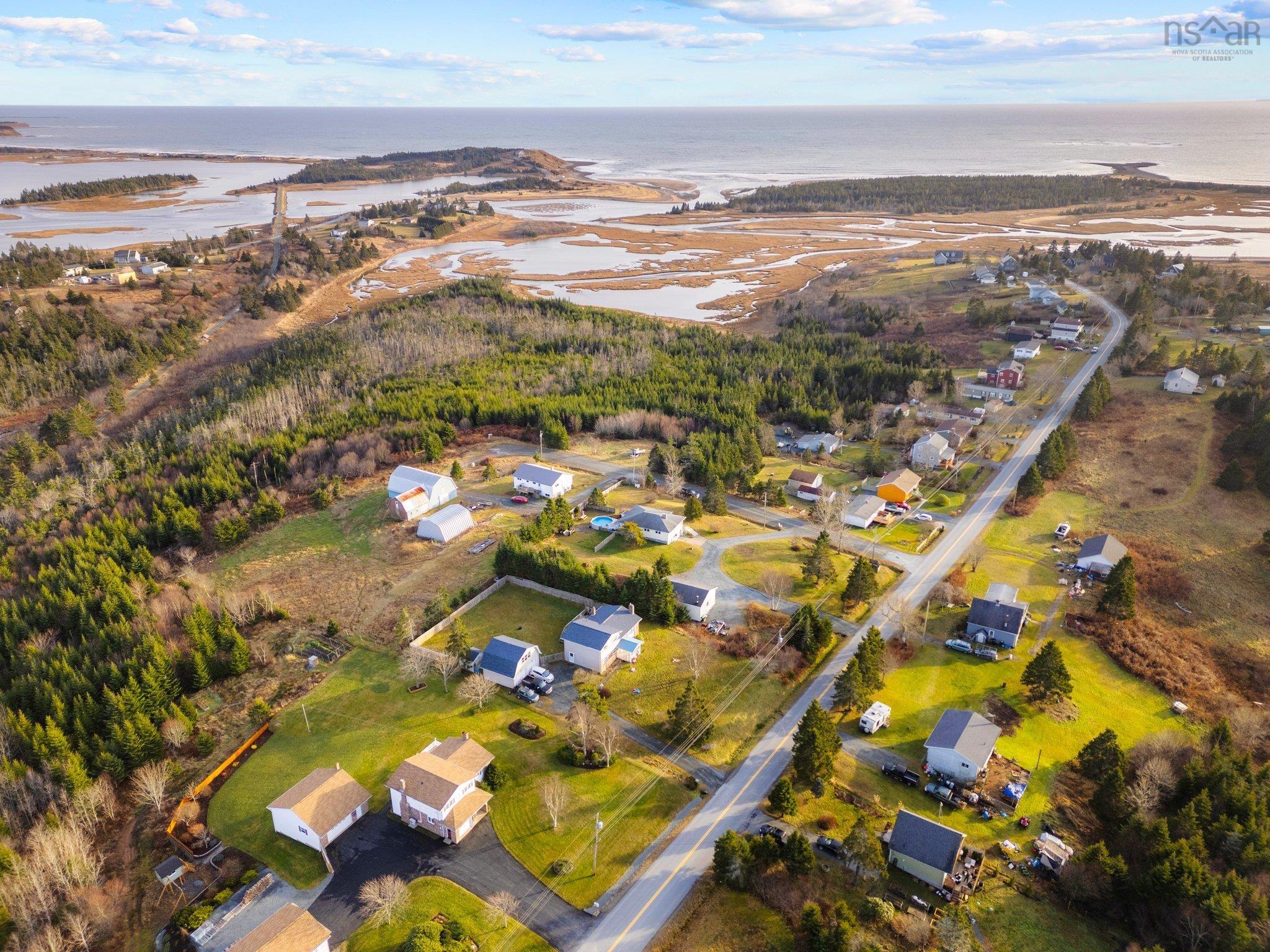 $562,500.00: 2 Westview Drive, Lawrencetown