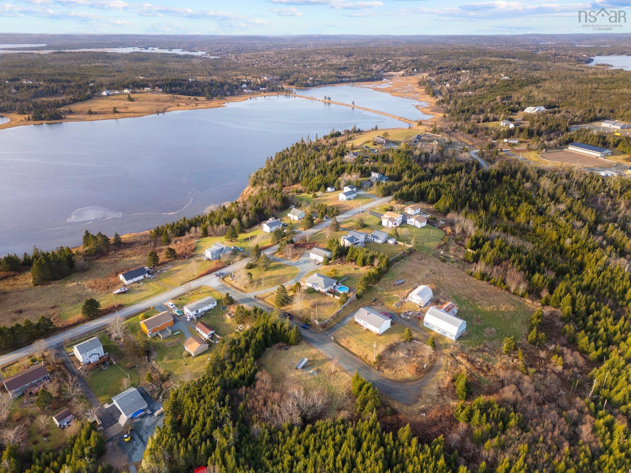 $562,500.00: 2 Westview Drive, Lawrencetown