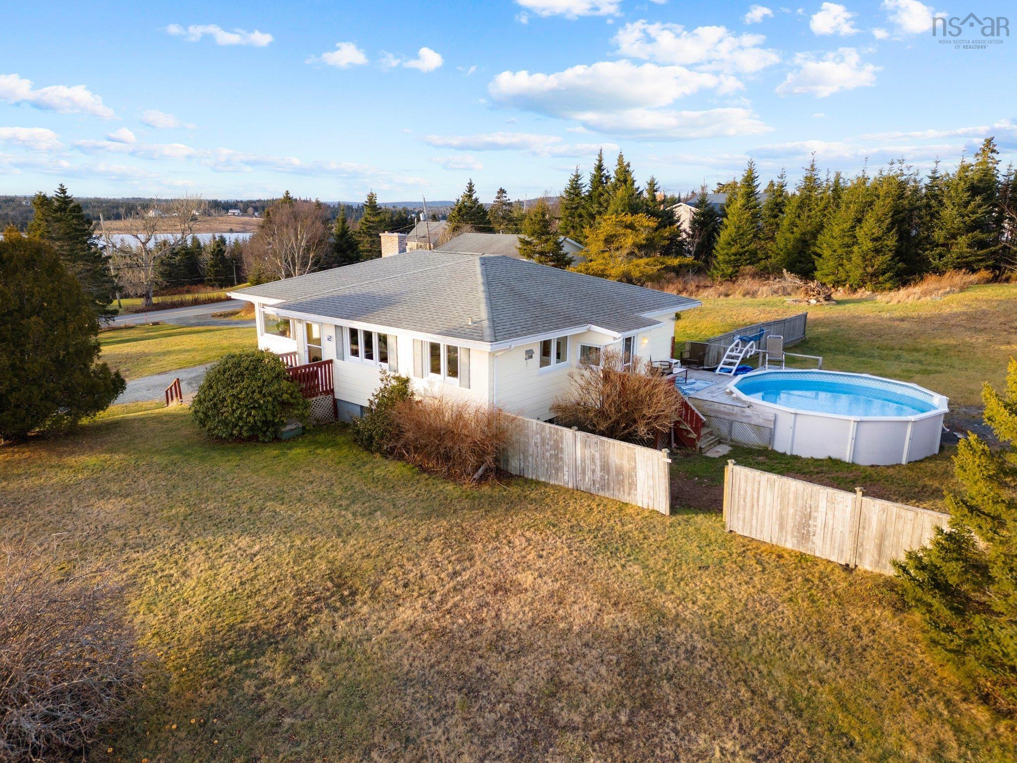 $562,500.00: 2 Westview Drive, Lawrencetown