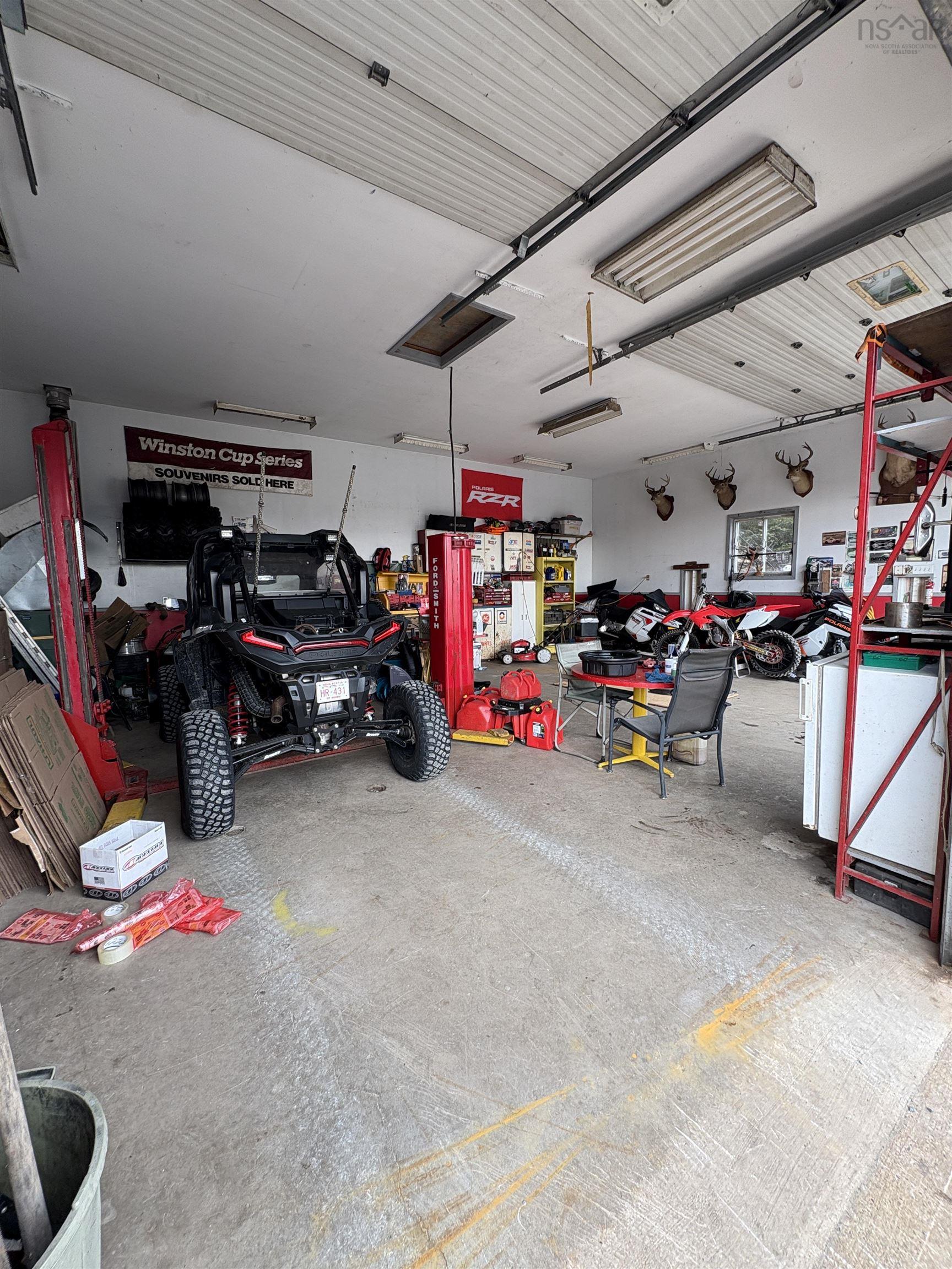 $562,500.00: 2 Westview Drive, Lawrencetown