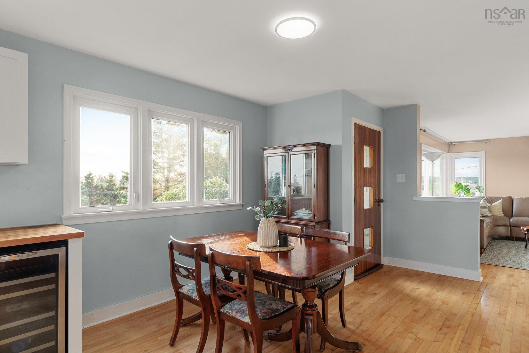 $562,500.00: 2 Westview Drive, Lawrencetown