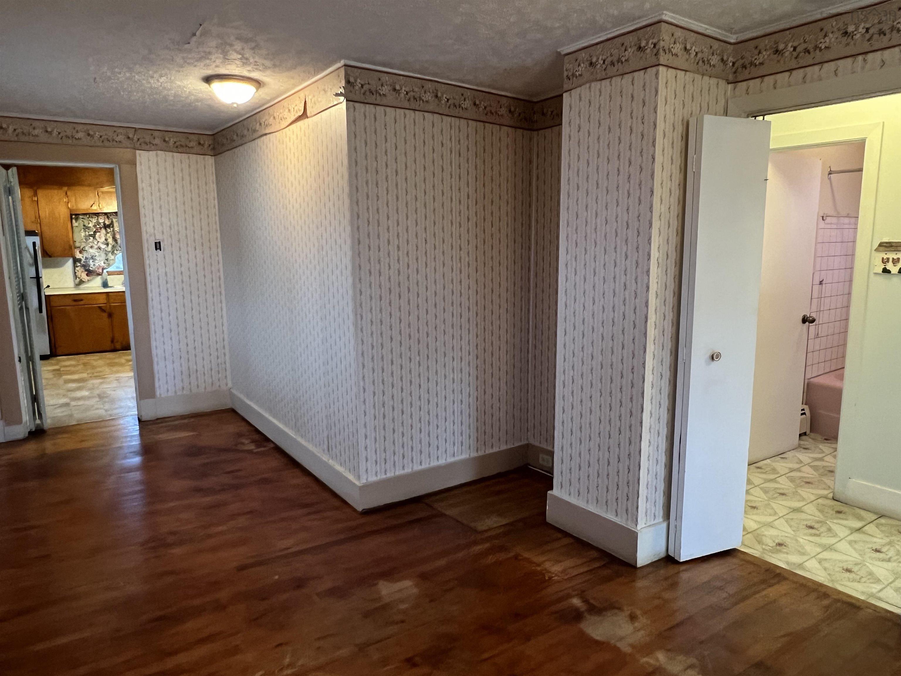$149,000.00: 20 High Street, Plymouth