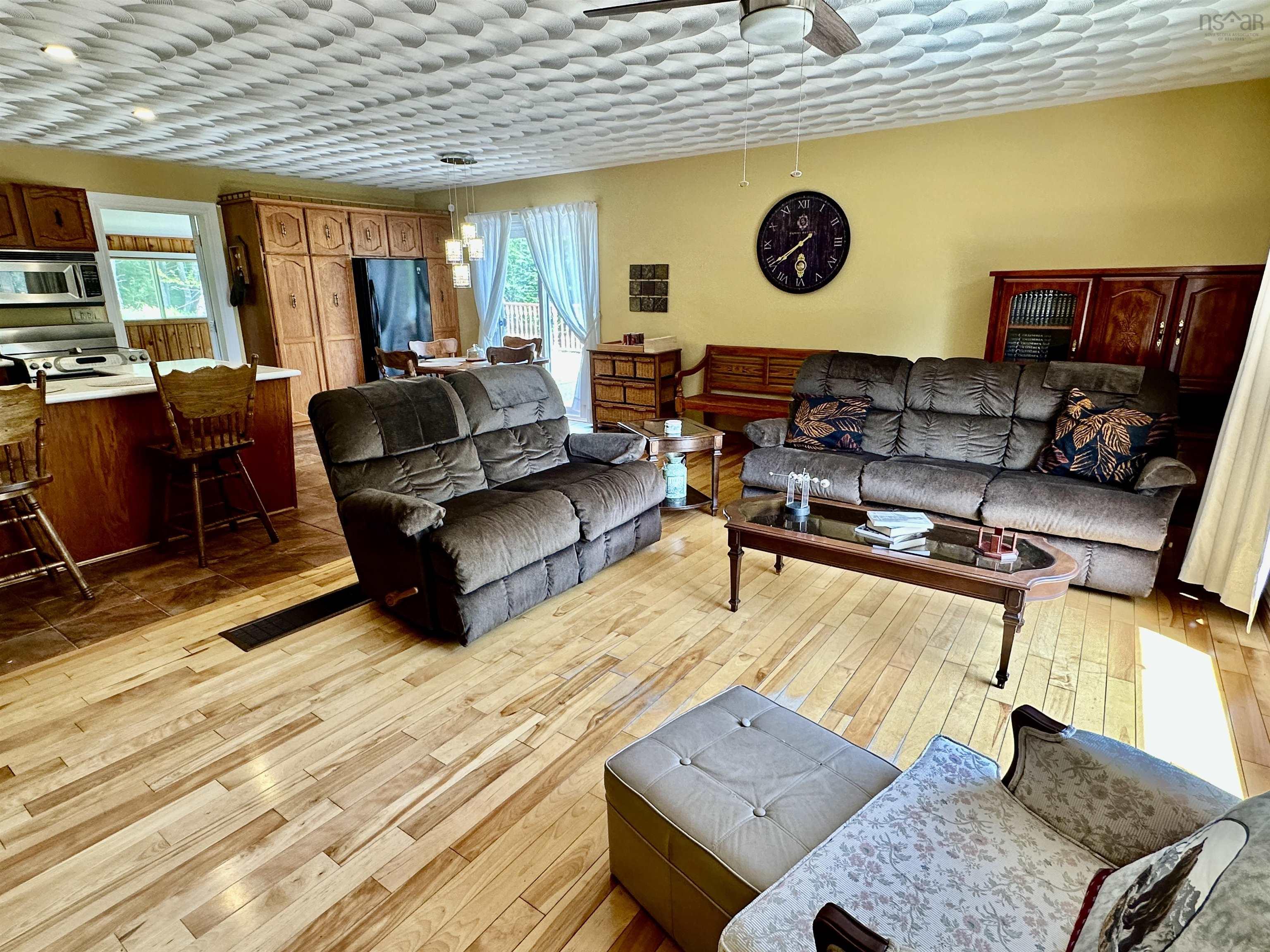 $515,000.00: 75 Tupper Street, Milton